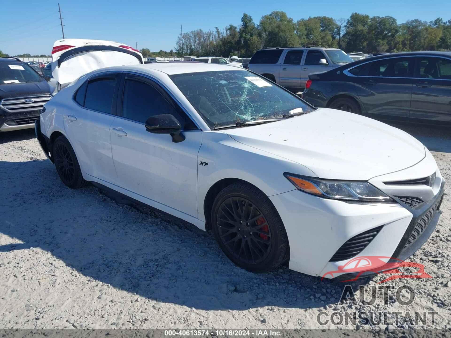 TOYOTA CAMRY 2019 - 4T1B11HK6KU823783