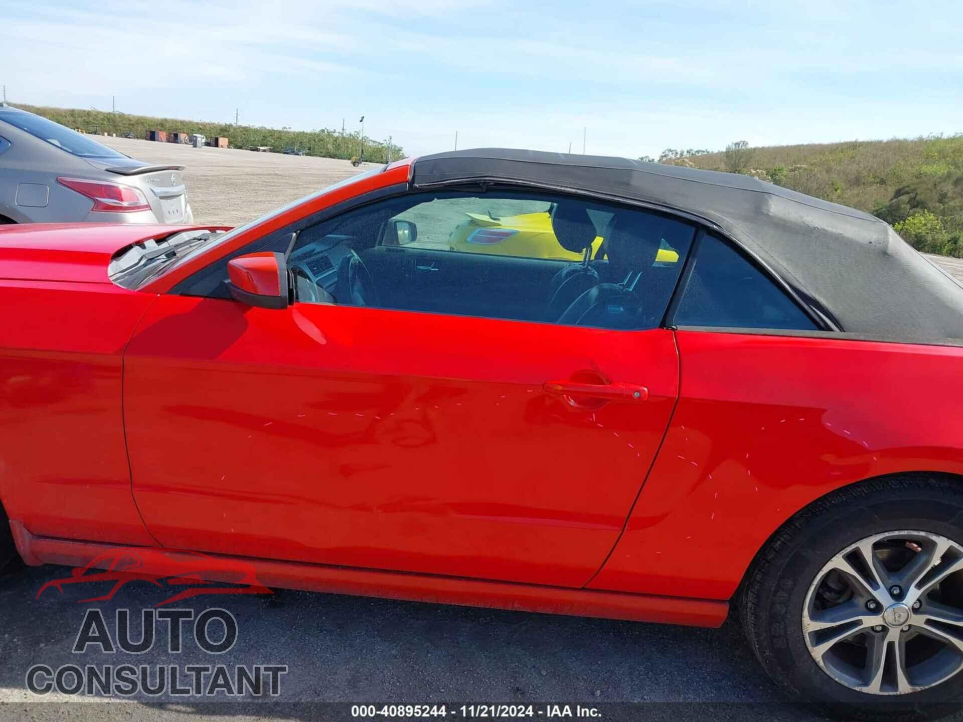 FORD MUSTANG 2014 - 1ZVBP8EM4E5279135