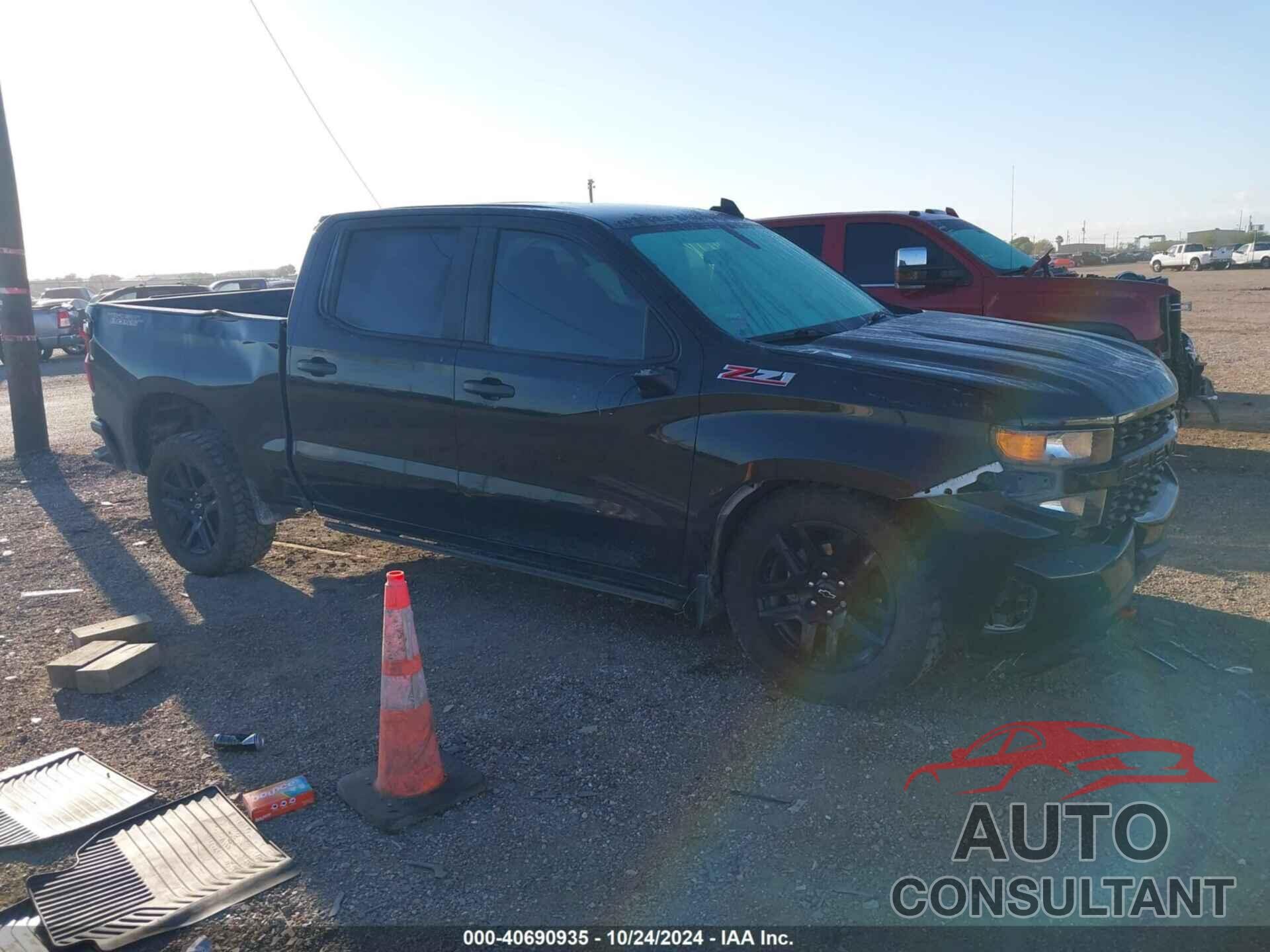 CHEVROLET SILVERADO 1500 2021 - 1GCPYCEF2MZ391353