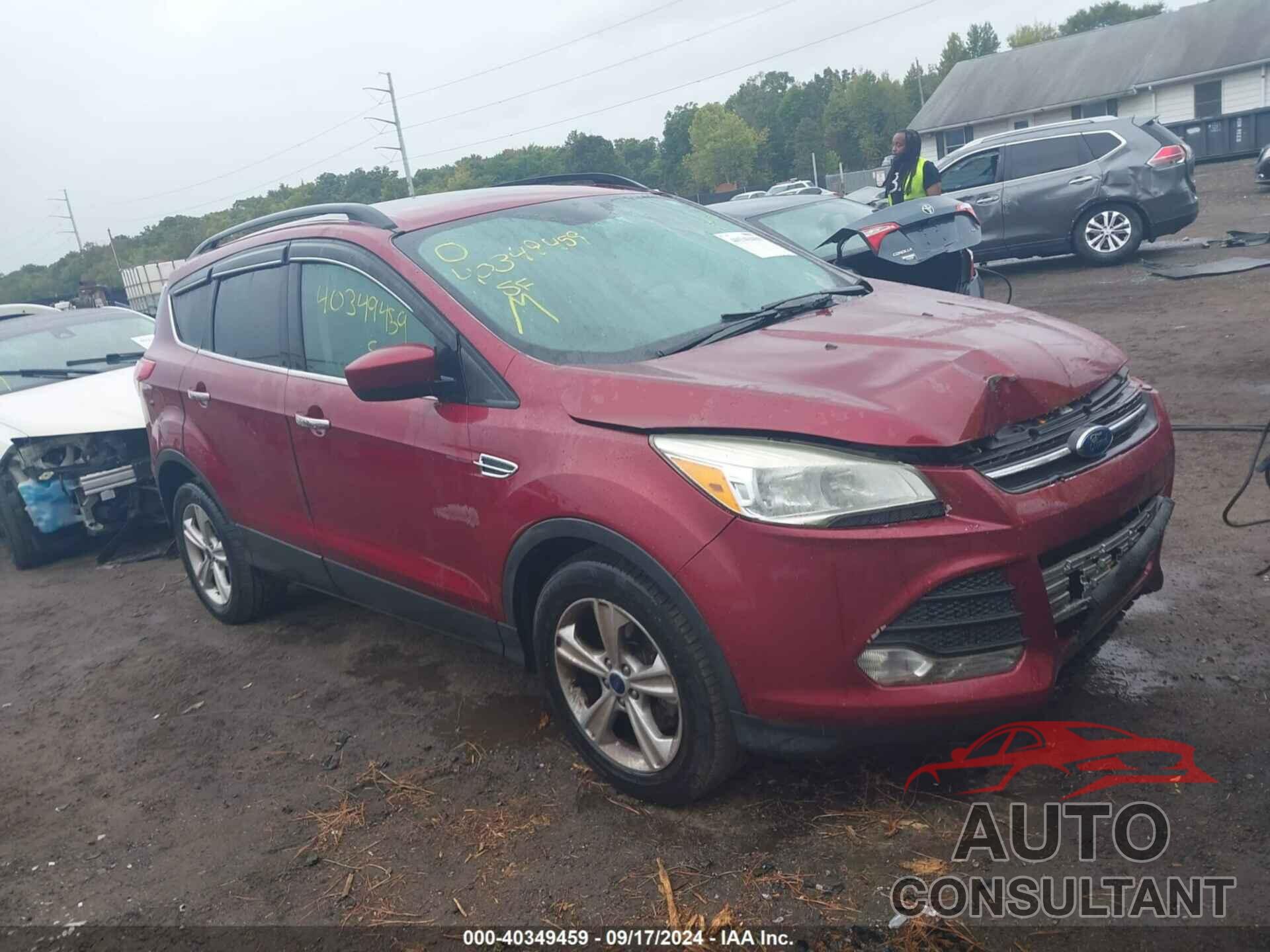 FORD ESCAPE 2015 - 1FMCU9G98FUC72609