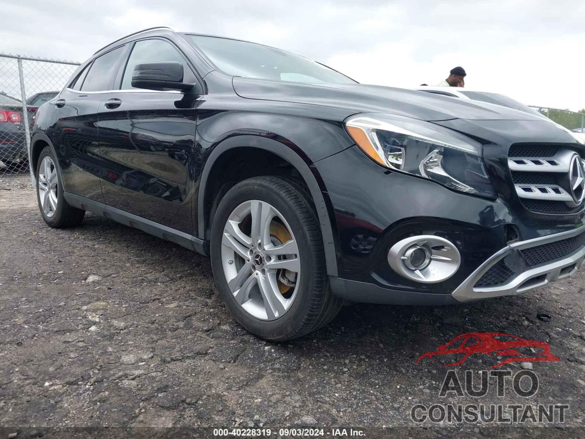 MERCEDES-BENZ GLA 250 2018 - WDCTG4EB5JJ531775