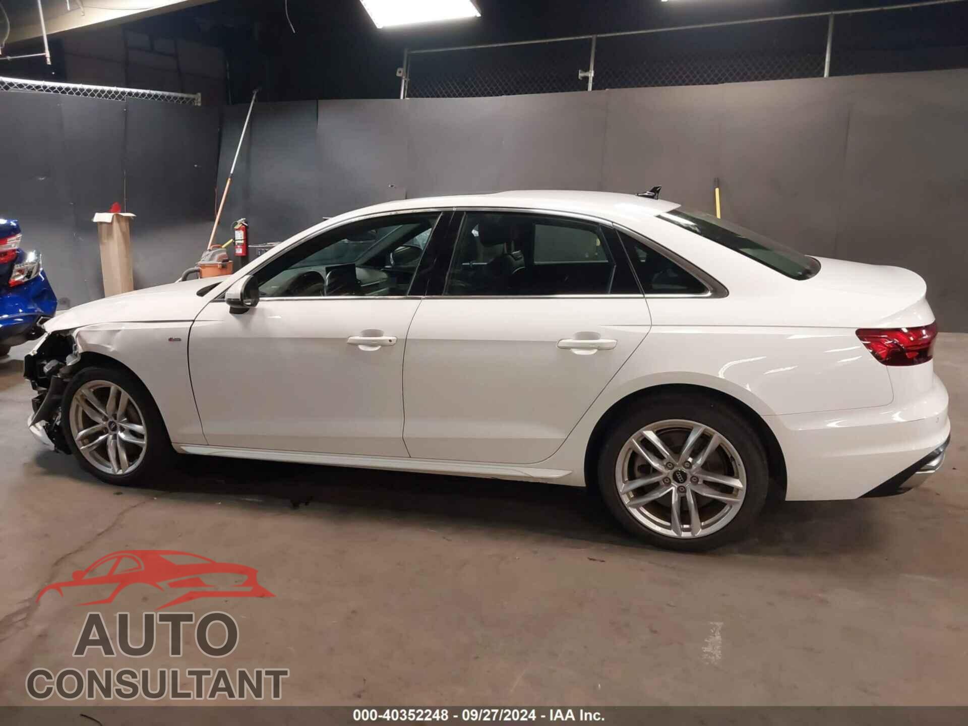 AUDI A4 2021 - WAUDAAF44MN005142