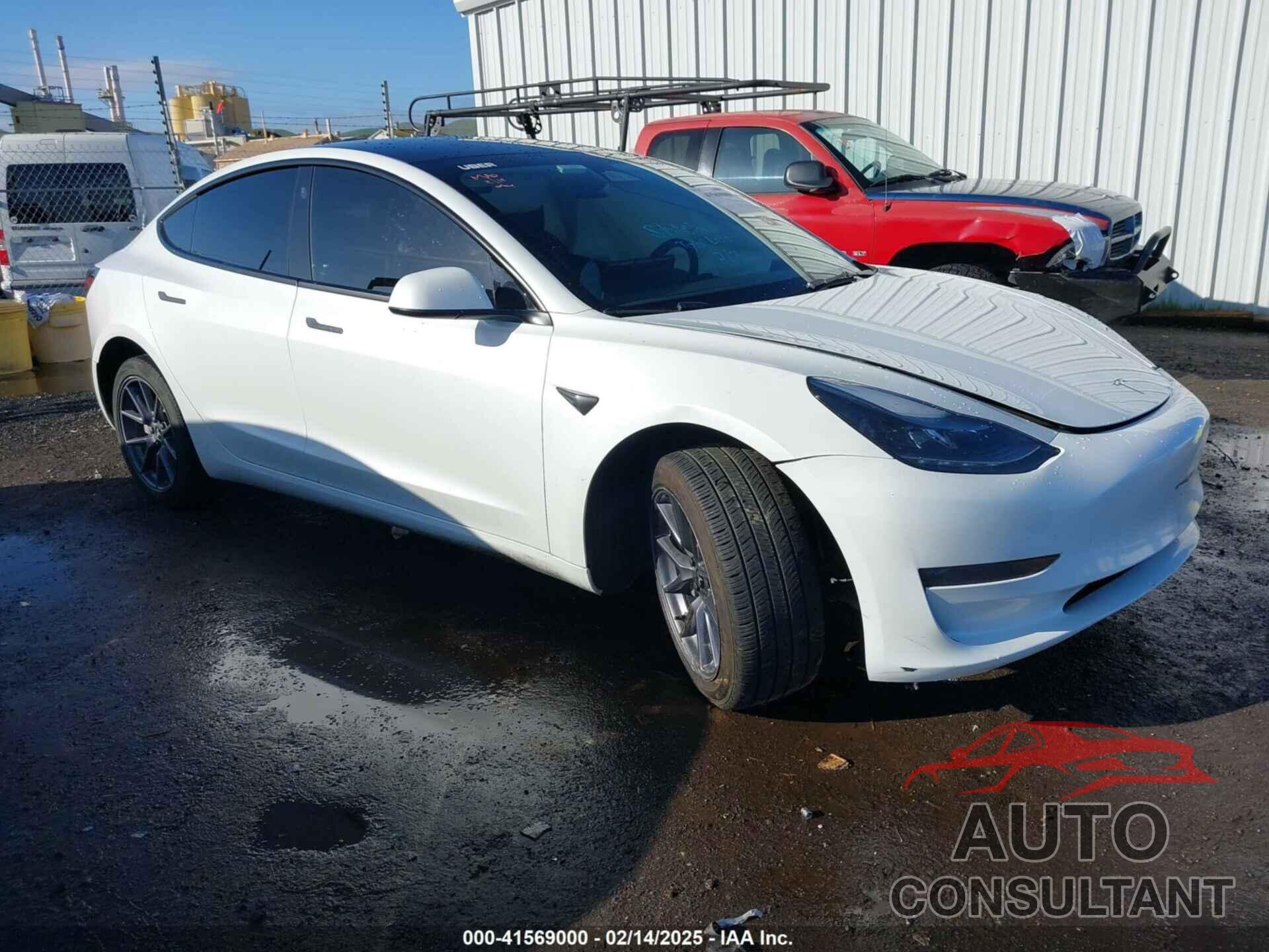 TESLA MODEL 3 2023 - 5YJ3E1EA5PF598393