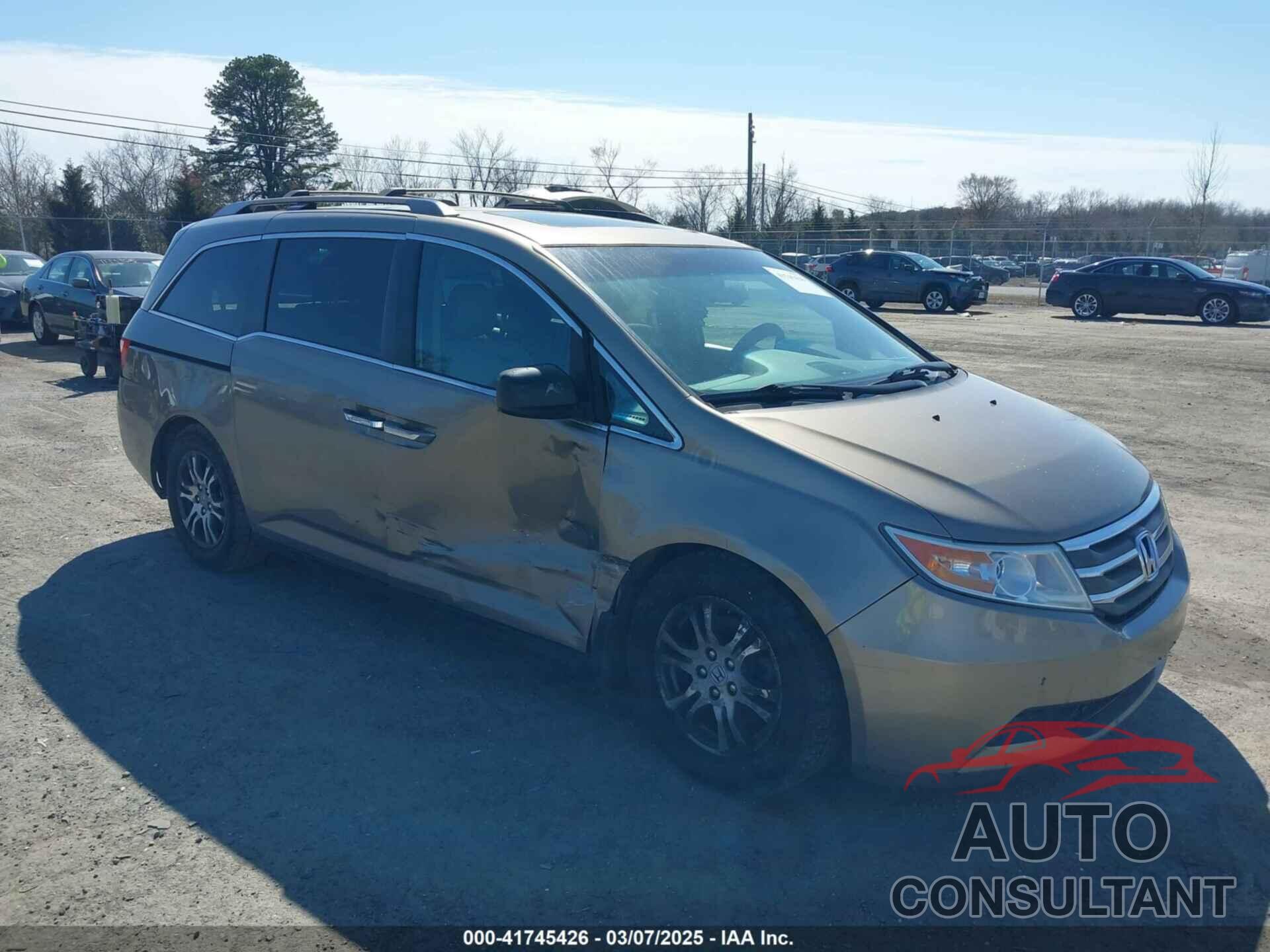 HONDA ODYSSEY 2013 - 5FNRL5H63DB019735