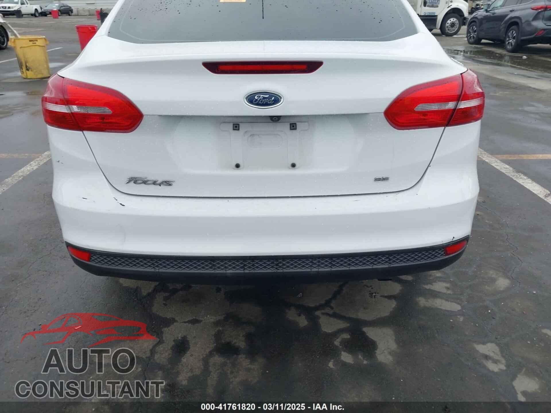 FORD FOCUS 2017 - 1FADP3F29HL237741