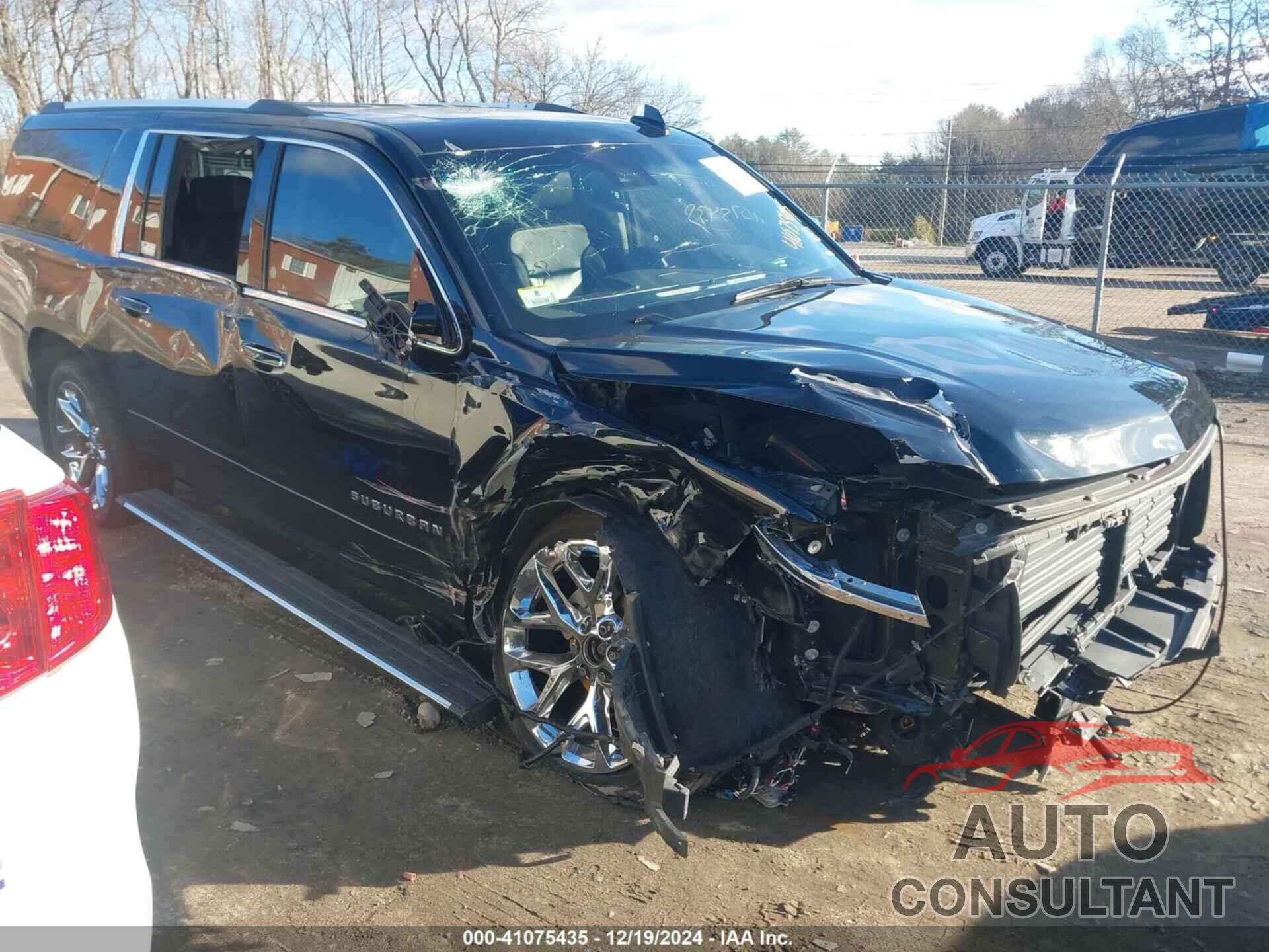 CHEVROLET SUBURBAN 2019 - 1GNSKJKCXKR111502