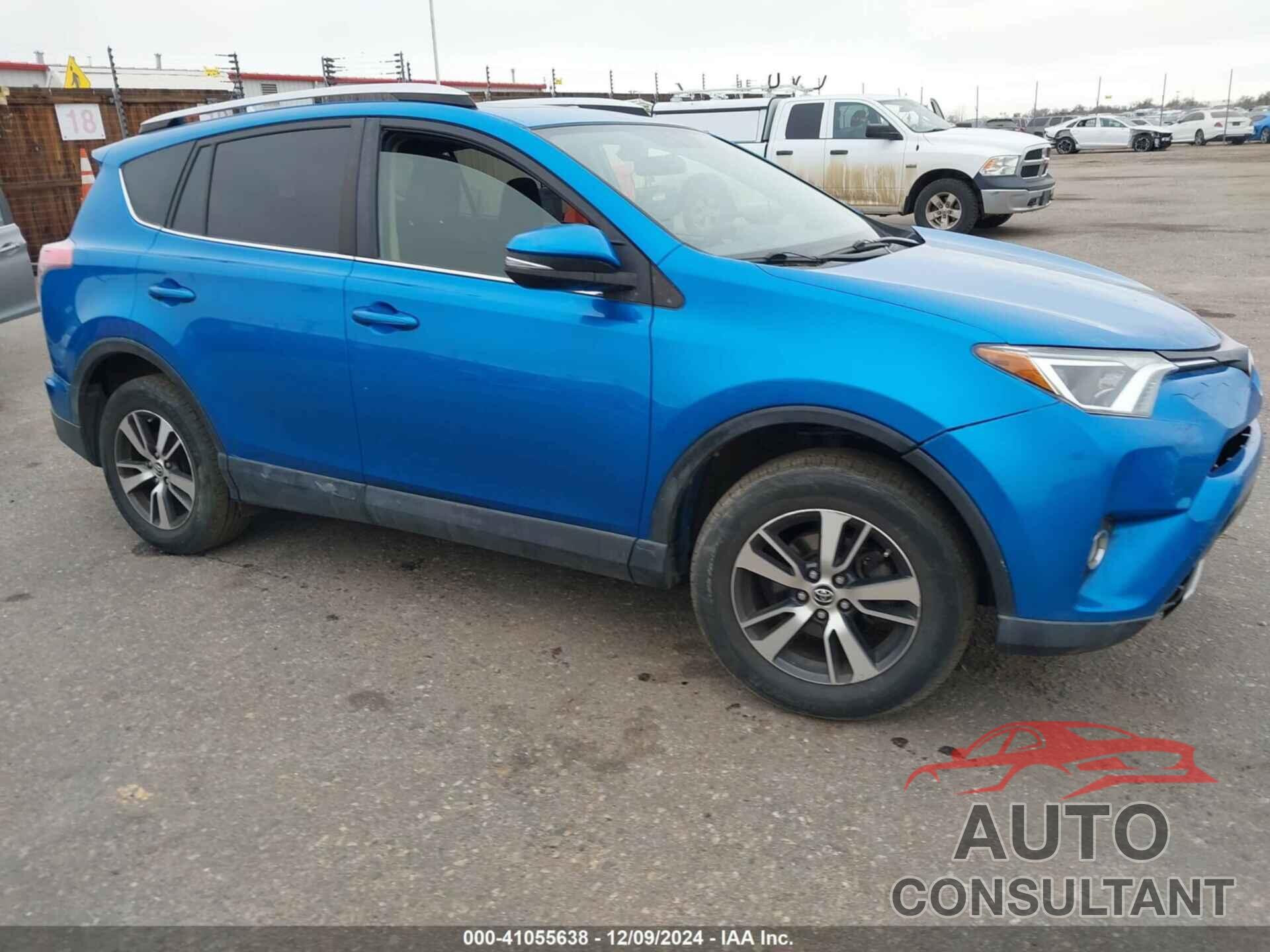 TOYOTA RAV4 2016 - JTMRFREV3GJ095205