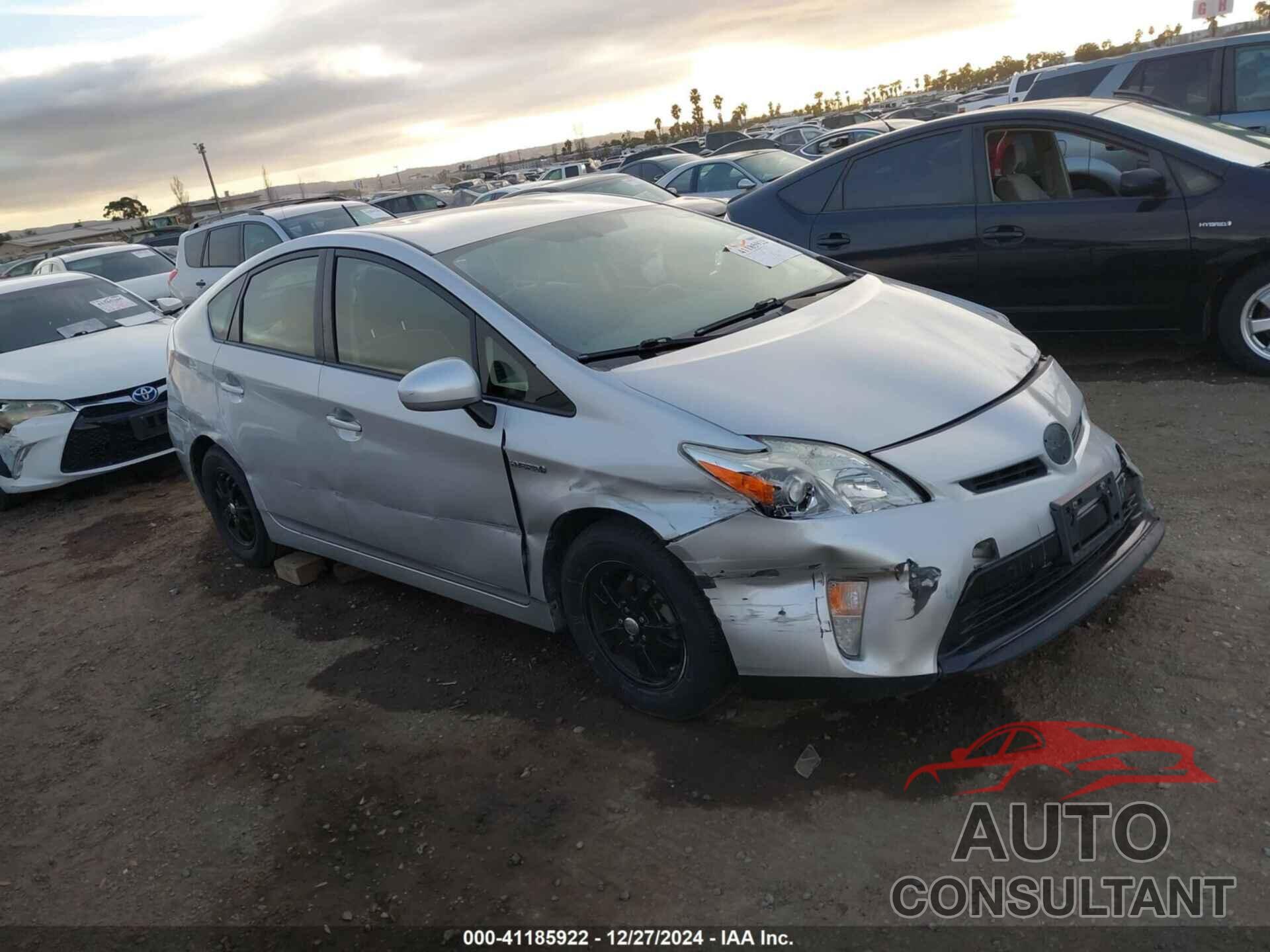 TOYOTA PRIUS 2015 - JTDKN3DU8F1945211