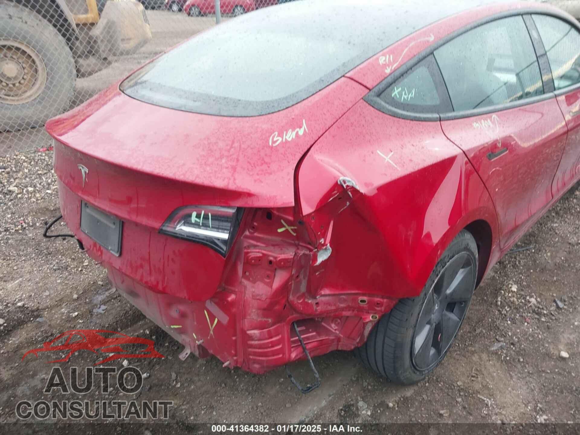 TESLA MODEL 3 2021 - 5YJ3E1EA3MF995032