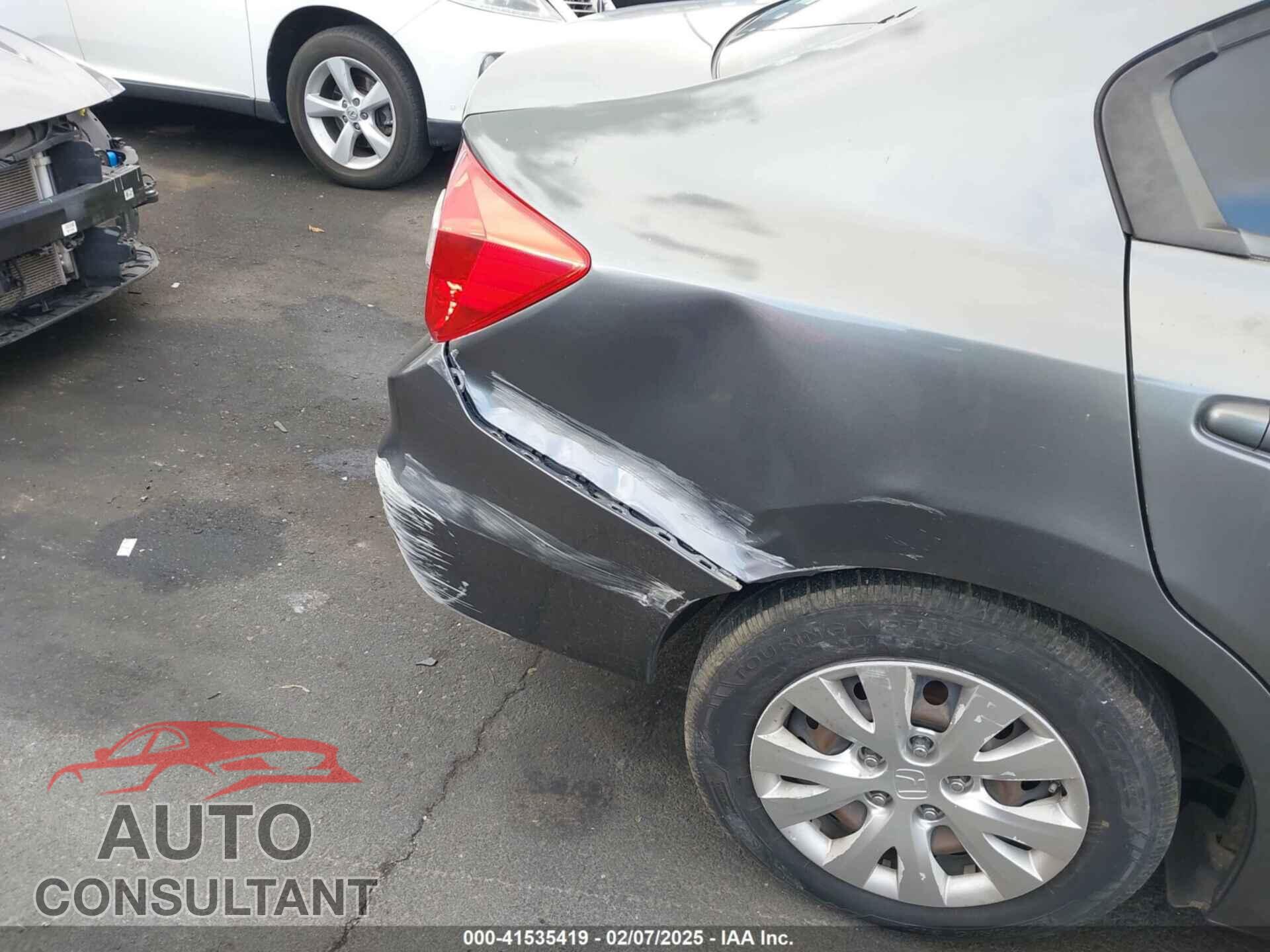 HONDA CIVIC 2012 - JHMFB2F5XCS005376