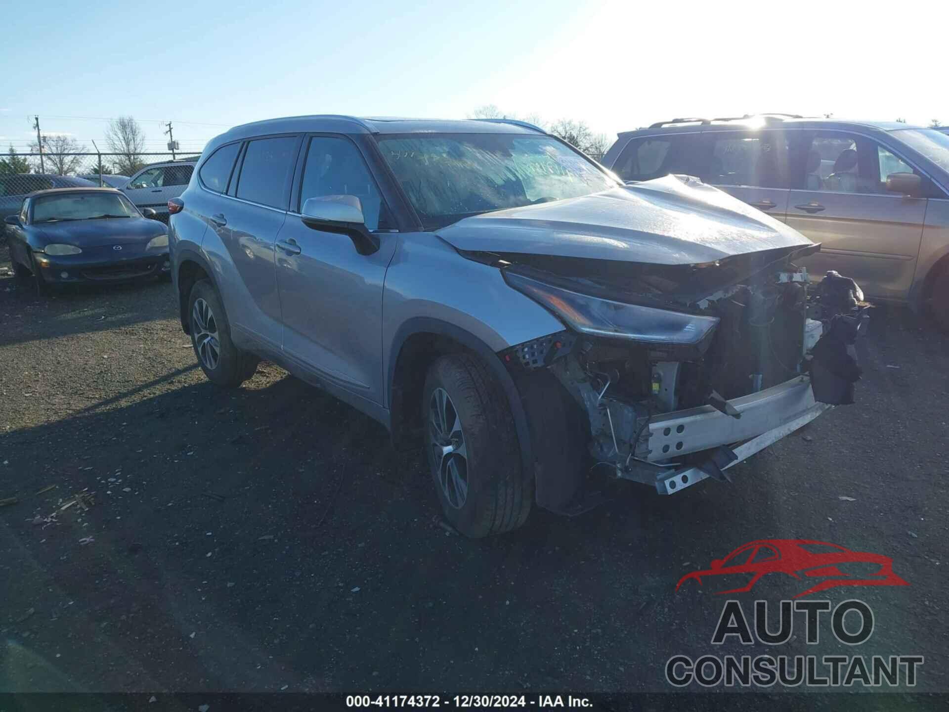 TOYOTA HIGHLANDER 2021 - 5TDHZRBH3MS533317