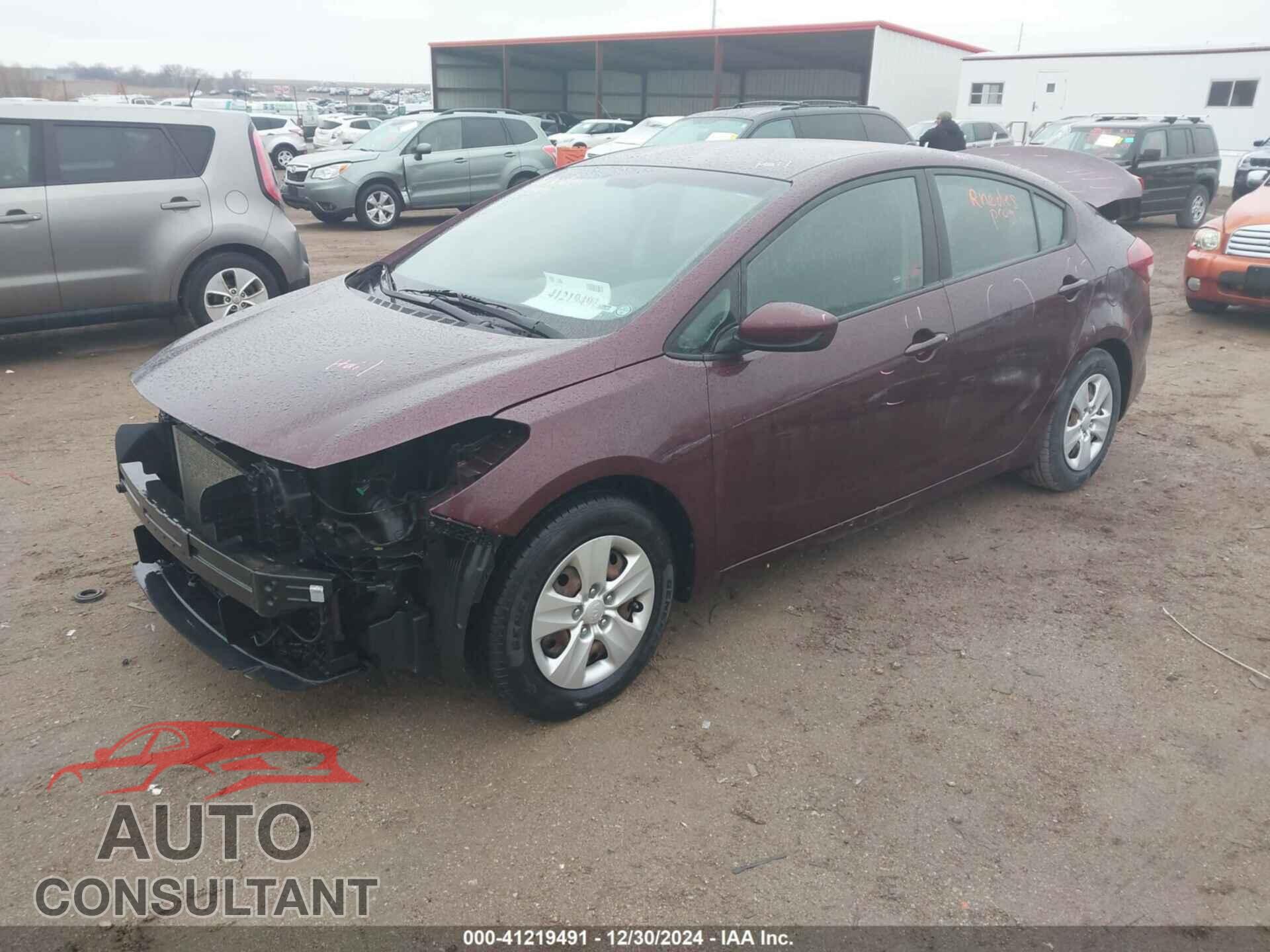 KIA FORTE 2017 - 3KPFK4A75HE032503
