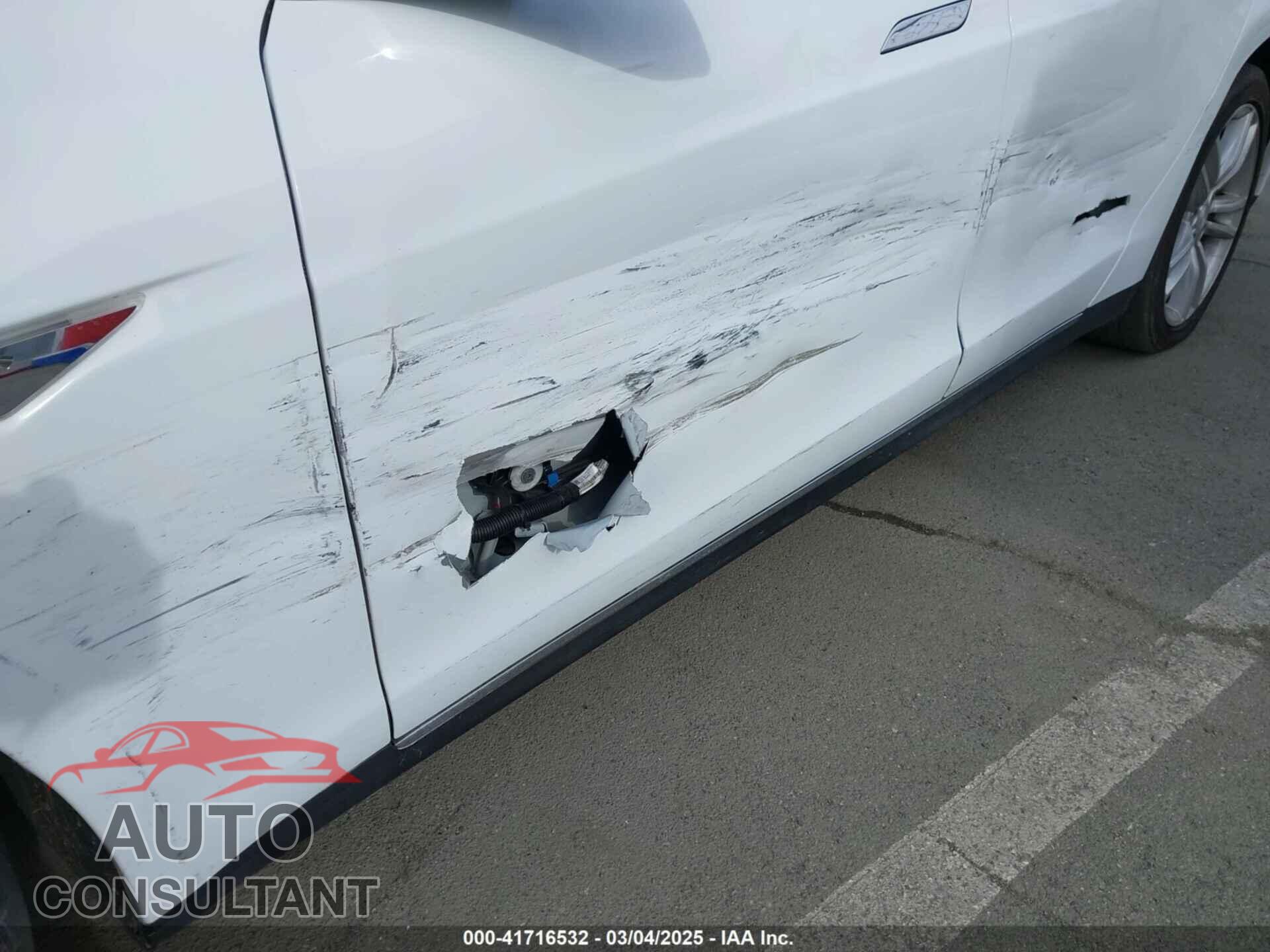 TESLA MODEL S 2013 - 5YJSA1DG2DFP07739