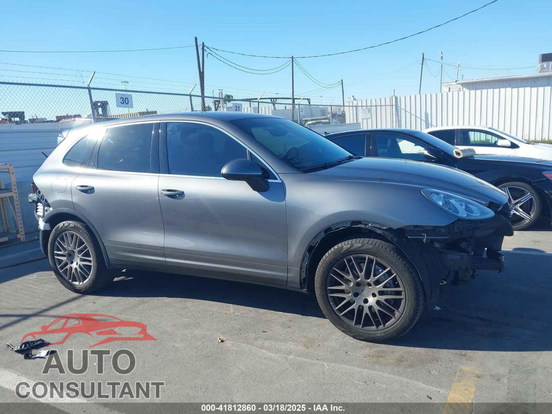 PORSCHE CAYENNE 2013 - WP1AB2A29DLA83568