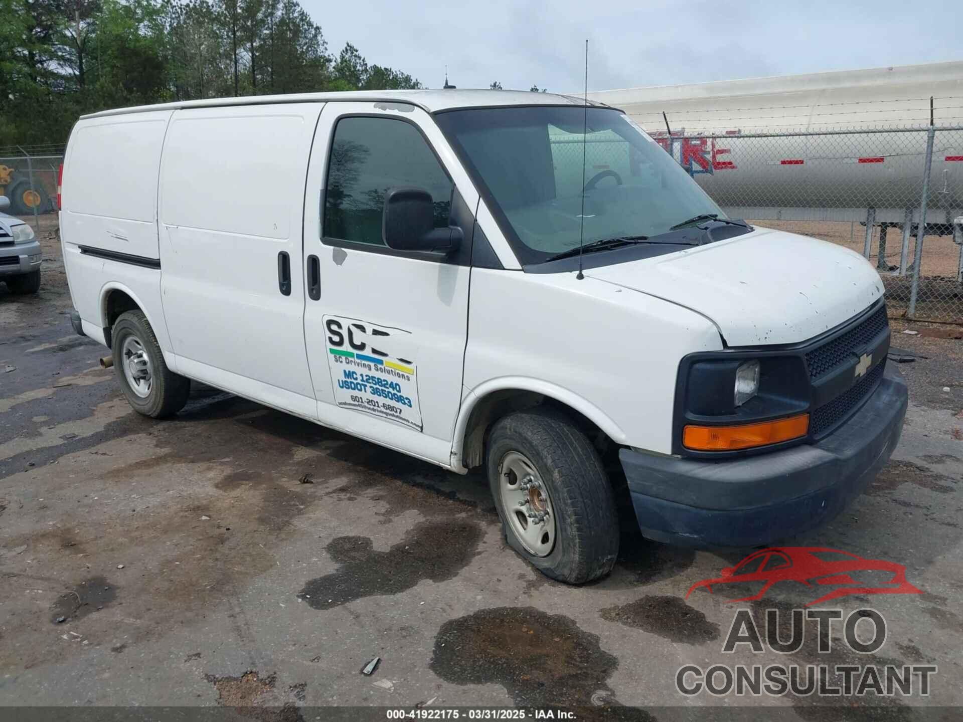 CHEVROLET EXPRESS 2500 2011 - 1GCWGFCA1B1166005