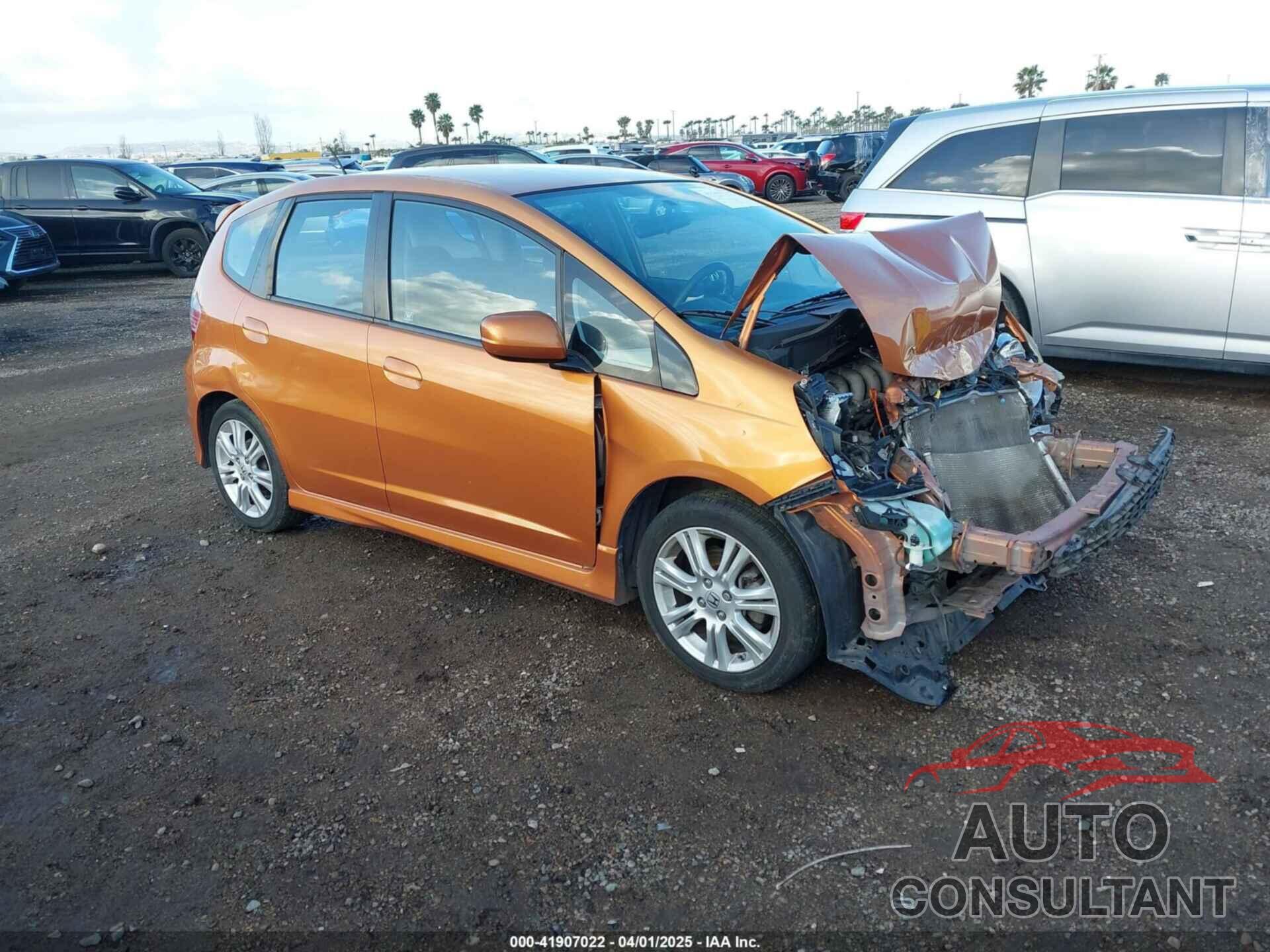 HONDA FIT 2011 - JHMGE8H57BS006558