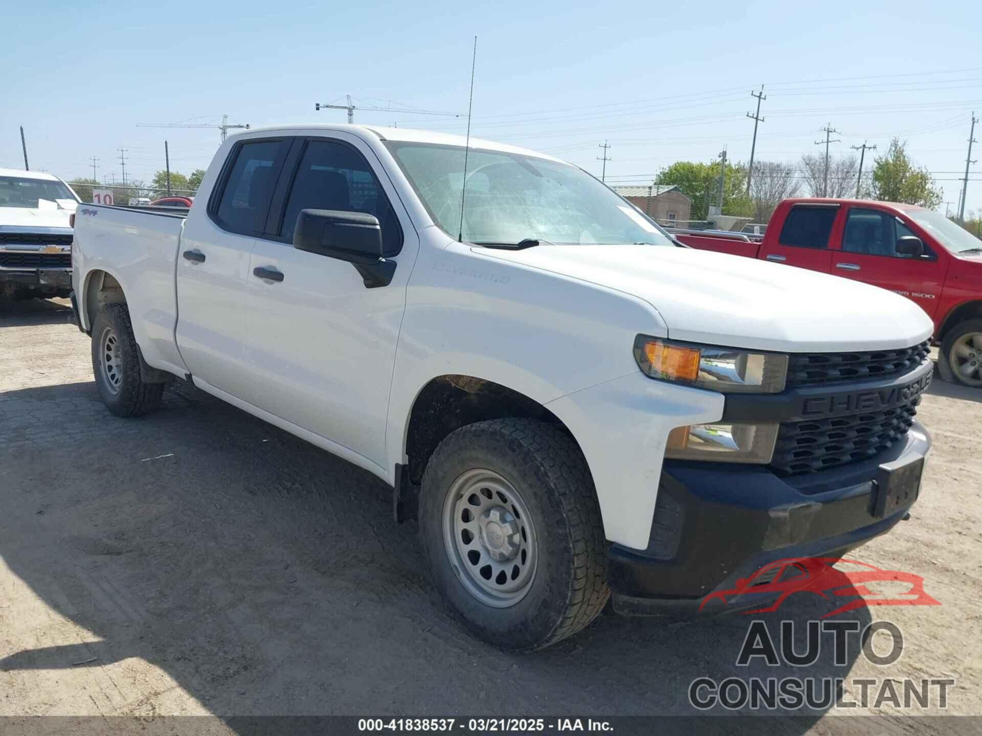 CHEVROLET SILVERADO 1500 2020 - 1GCRYAEF5LZ179350