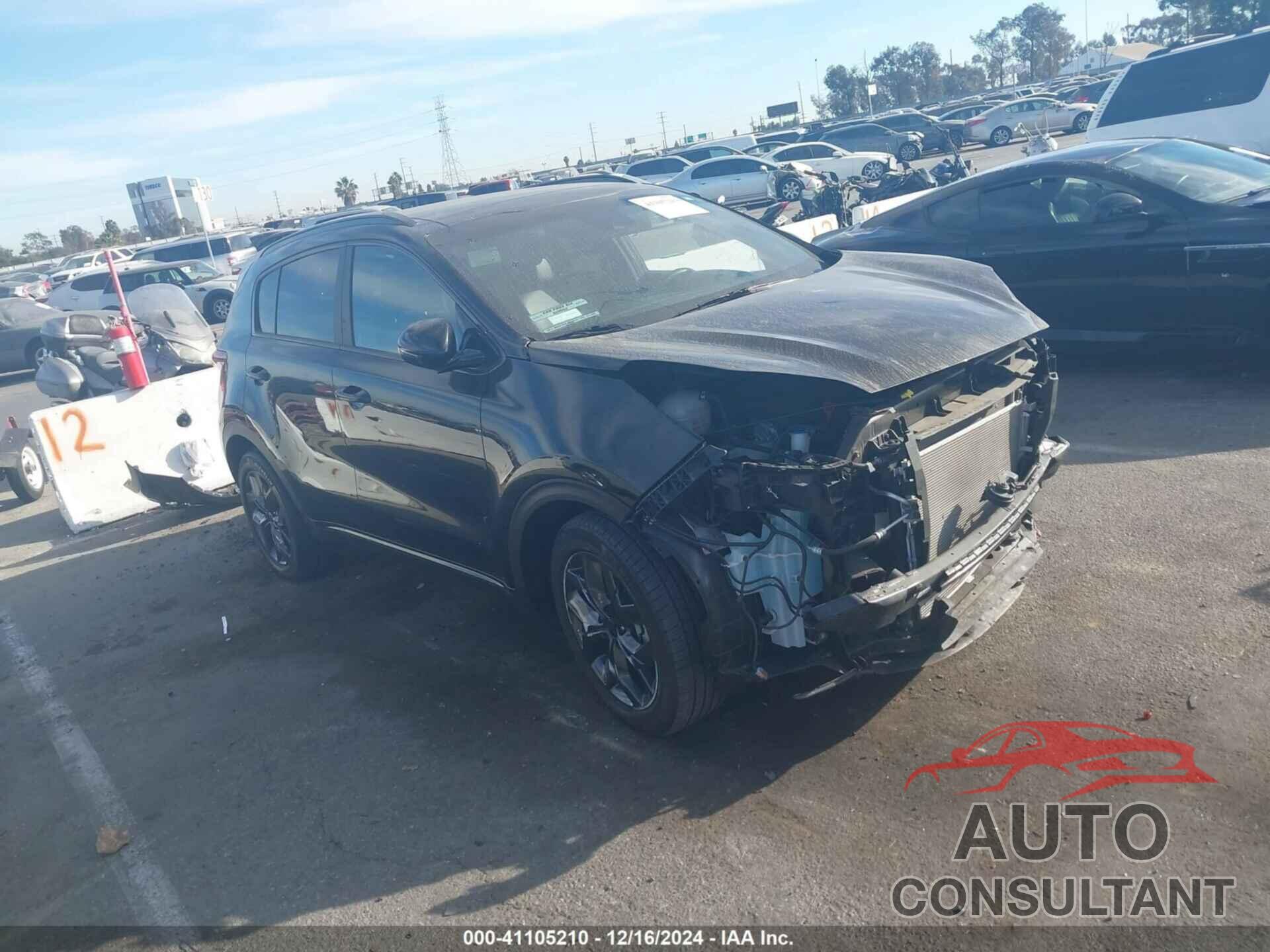 KIA SPORTAGE 2022 - KNDP63AC1N7983664