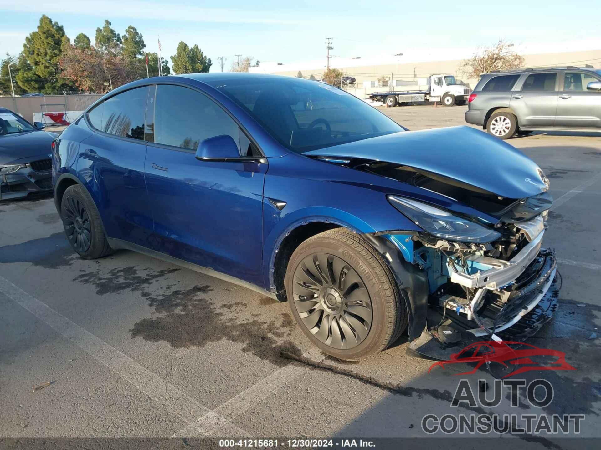 TESLA MODEL Y 2023 - 7SAYGAEEXPF966153