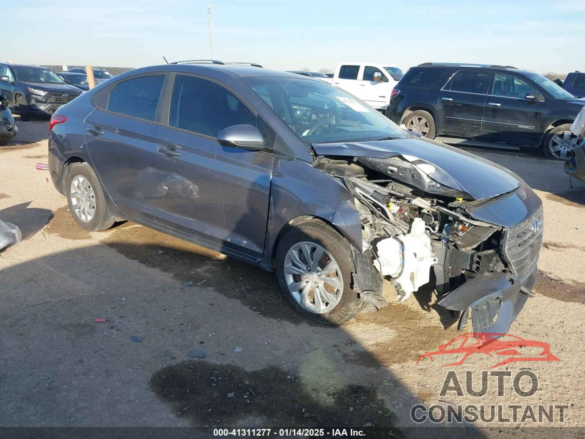 HYUNDAI ACCENT 2018 - 3KPC24A37JE032783