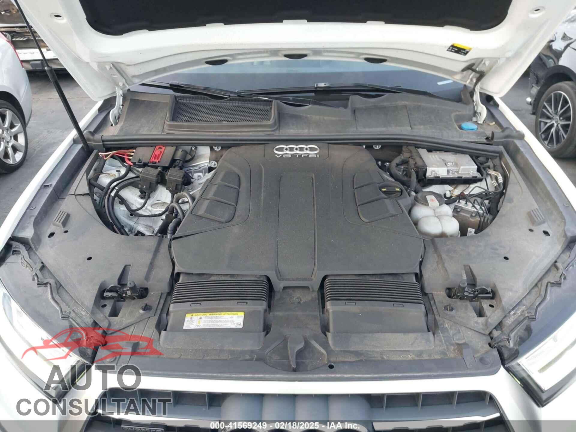 AUDI Q7 2019 - WA1AAAF77KD000983