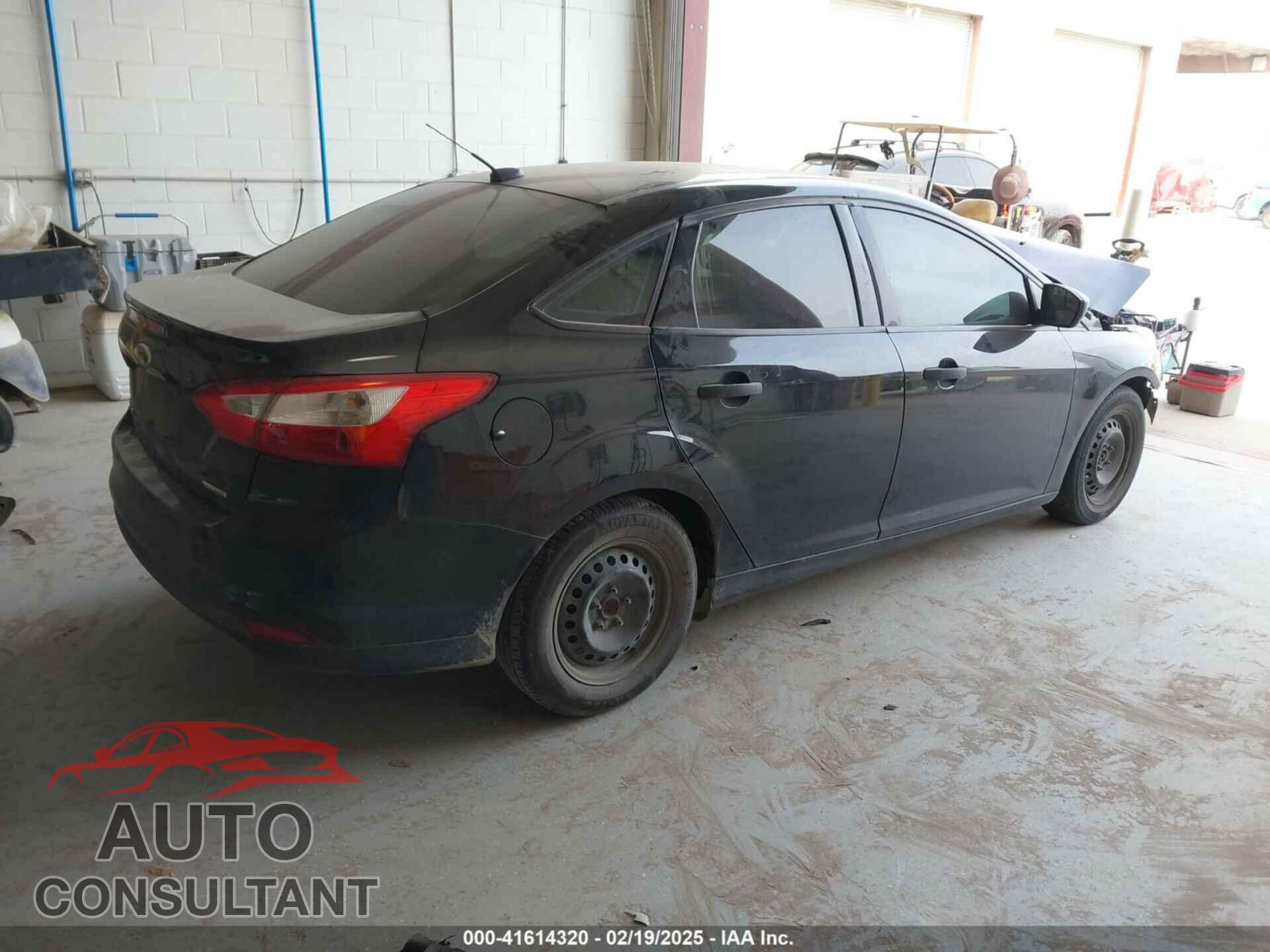 FORD FOCUS 2014 - 1FADP3E2XEL412706