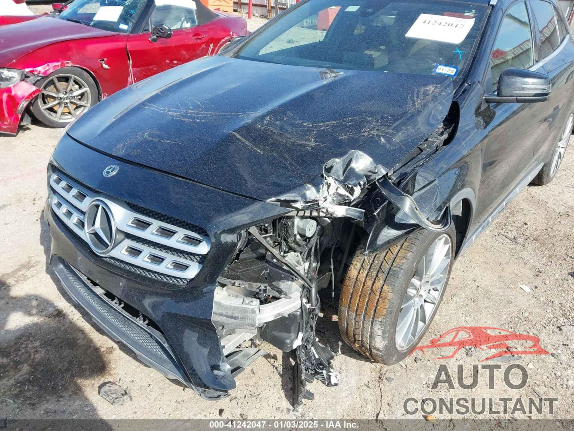 MERCEDES-BENZ GLA 250 2019 - WDCTG4EB0KJ553071