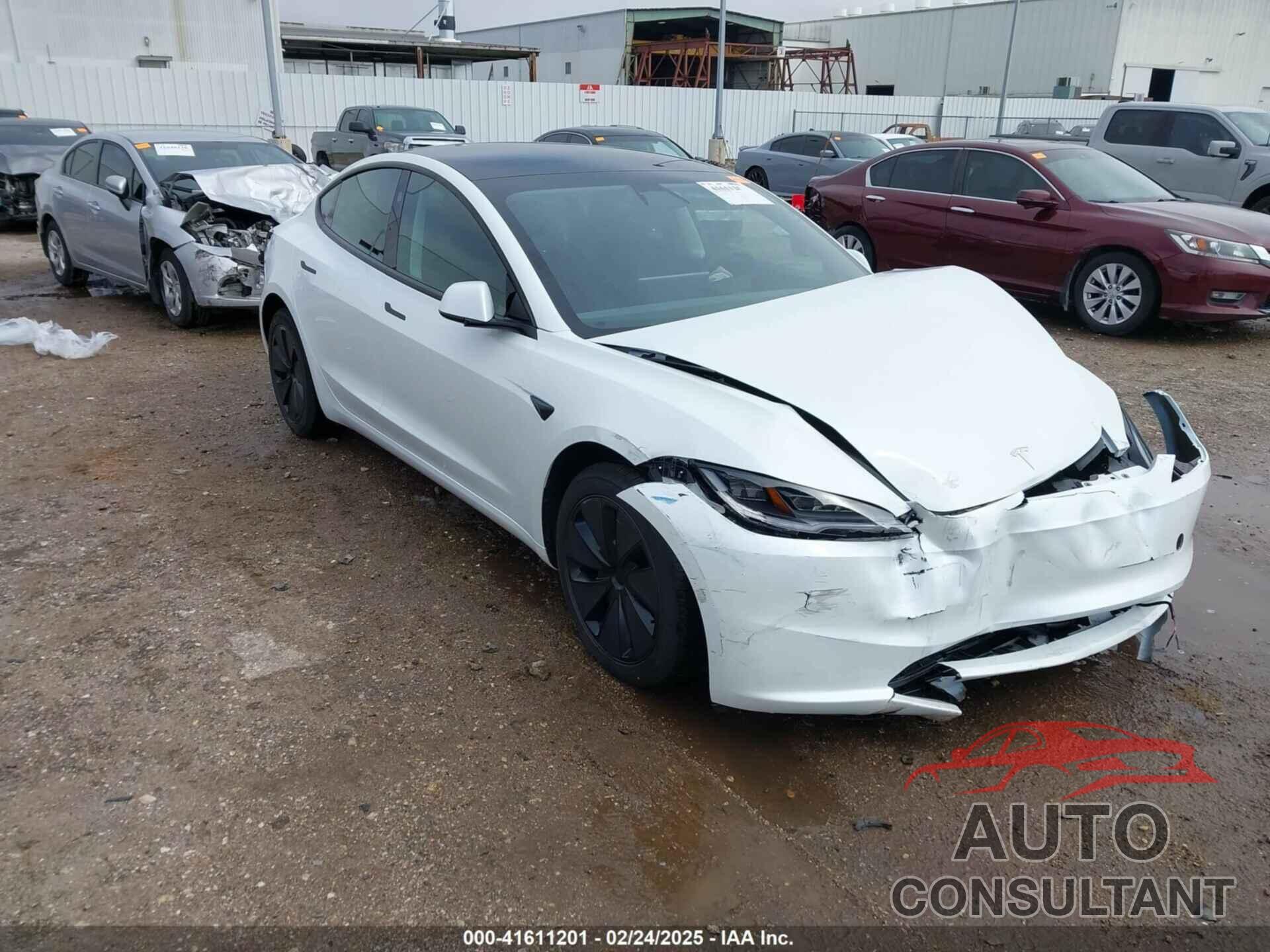 TESLA MODEL 3 2025 - 5YJ3E1EB9SF904223