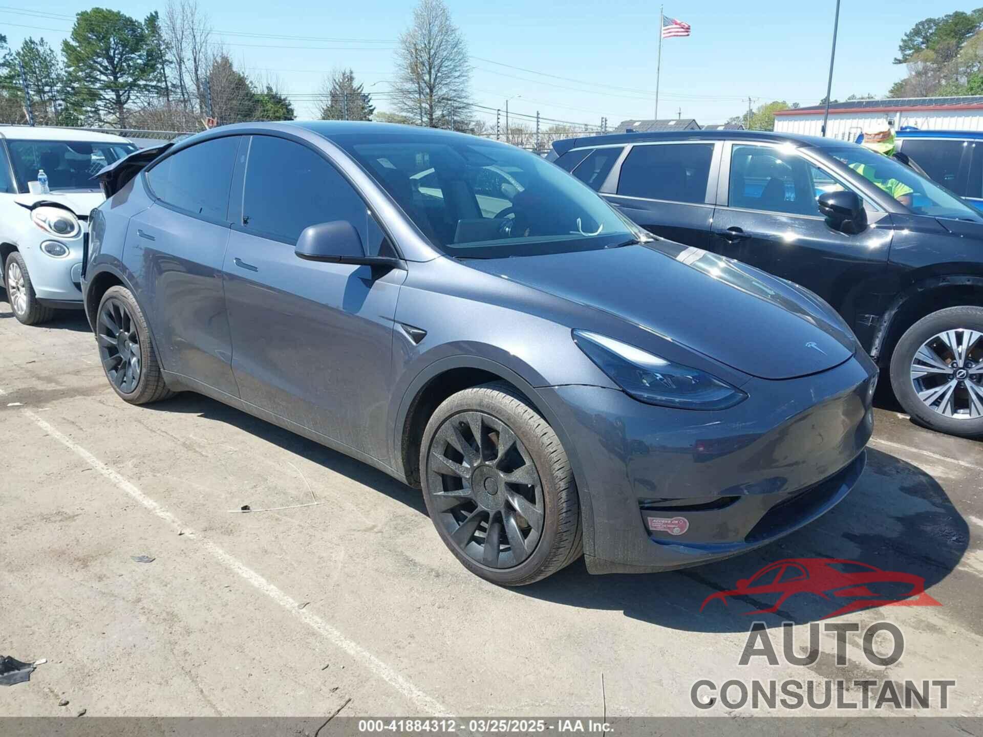 TESLA MODEL Y 2023 - 7SAYGDEE5PF834774