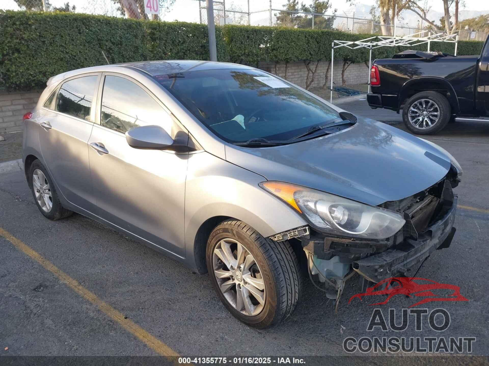 HYUNDAI ELANTRA GT 2014 - KMHD35LH9EU229652