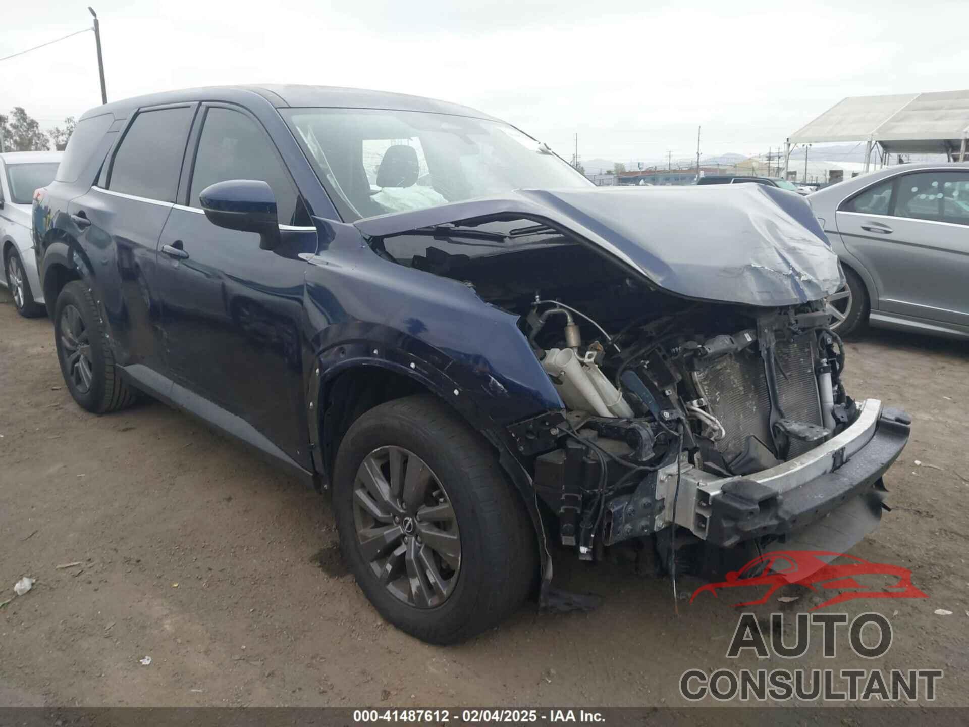 NISSAN PATHFINDER 2022 - 5N1DR3AA0NC215671