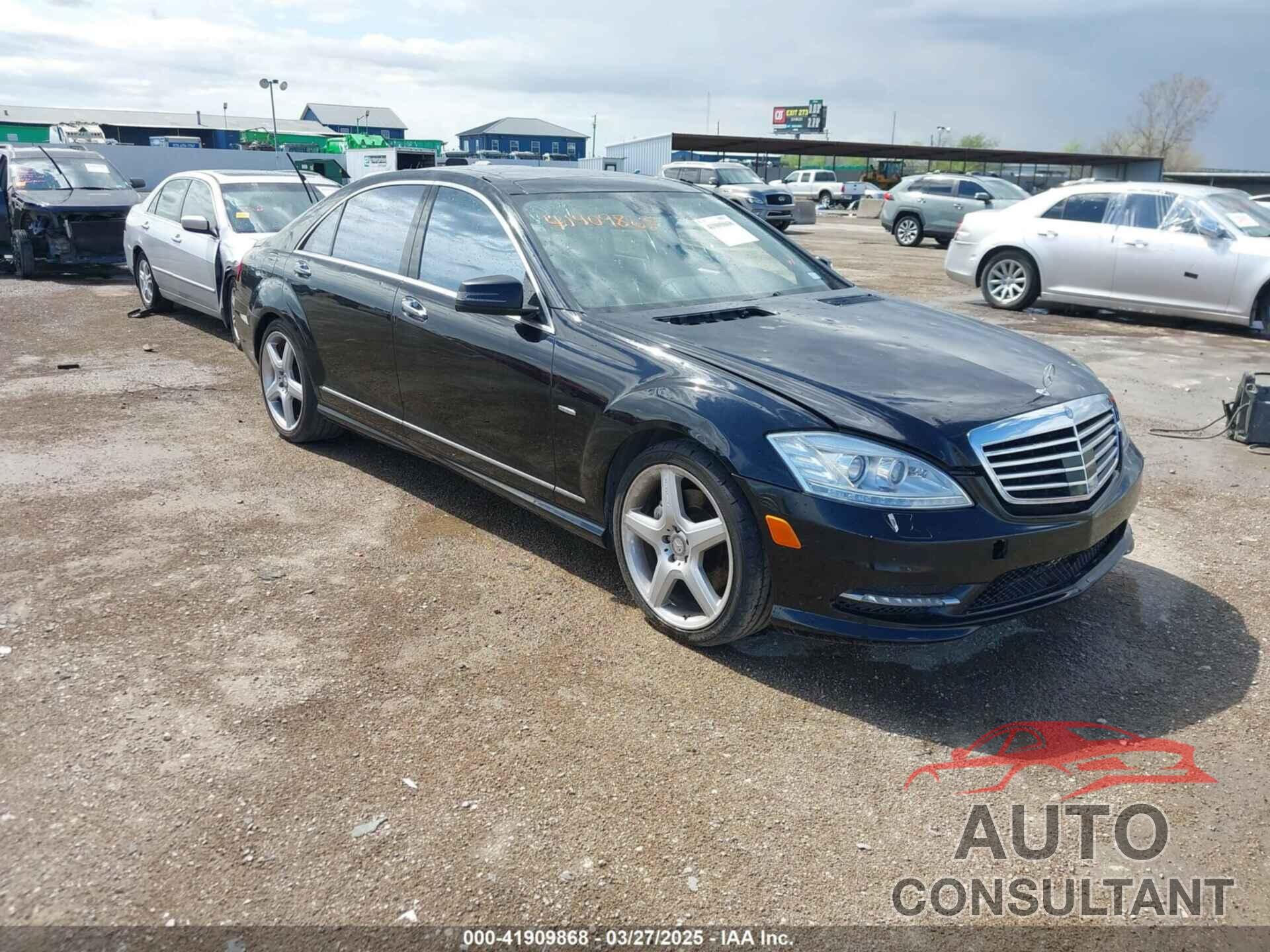 MERCEDES-BENZ S 550 2012 - WDDNG7DB3CA422385