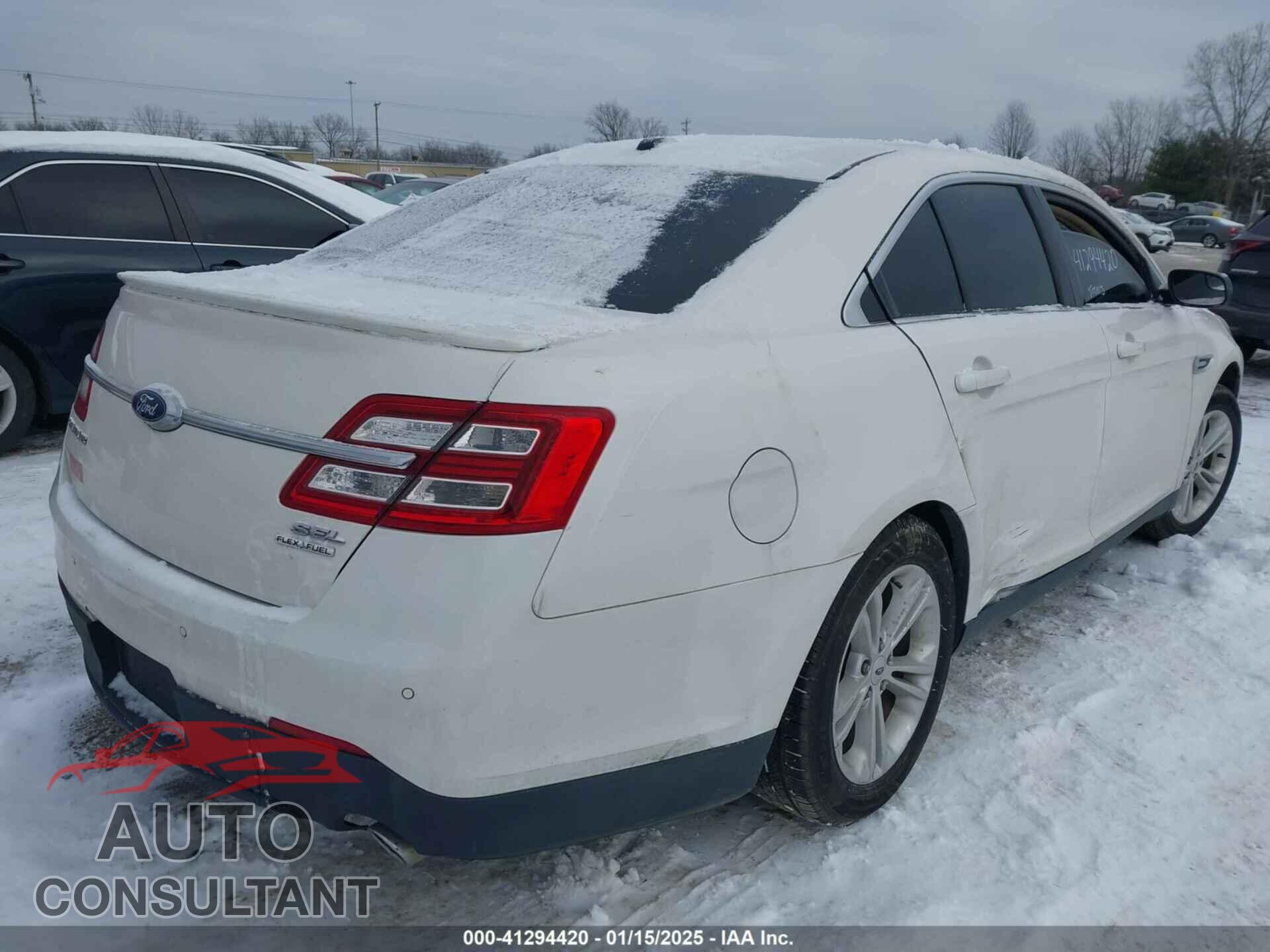FORD TAURUS 2015 - 1FAHP2E82FG172691