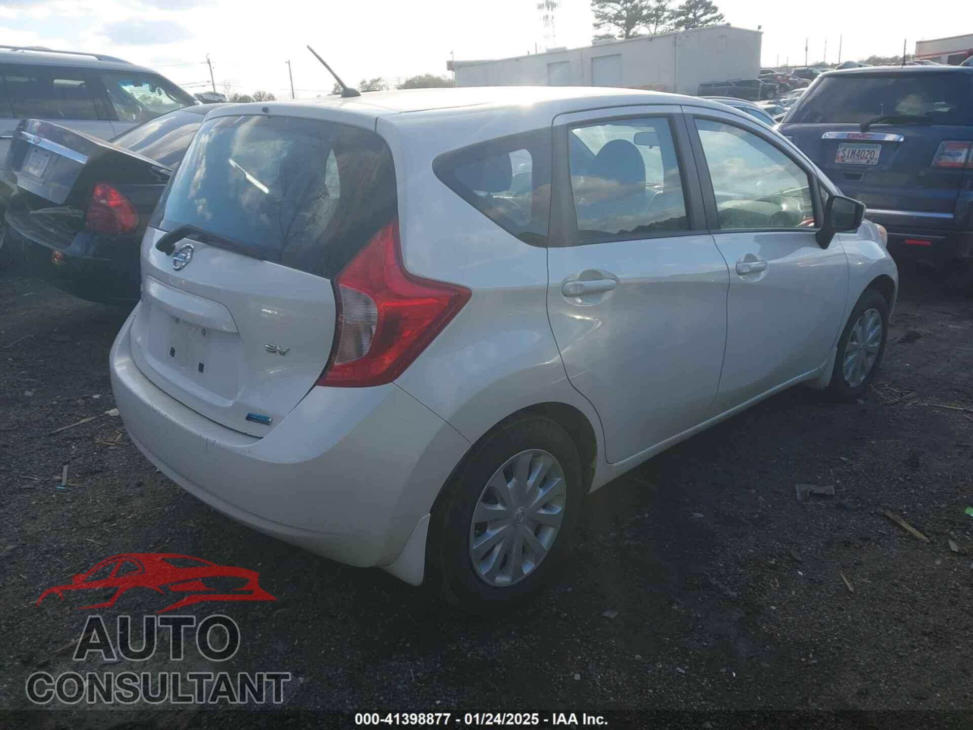 NISSAN VERSA NOTE 2015 - 3N1CE2CP8FL358075
