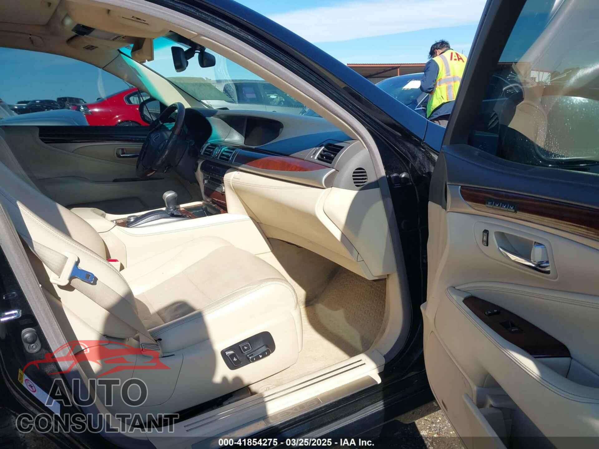 LEXUS LS 460 2013 - JTHGL5EF4D5047720