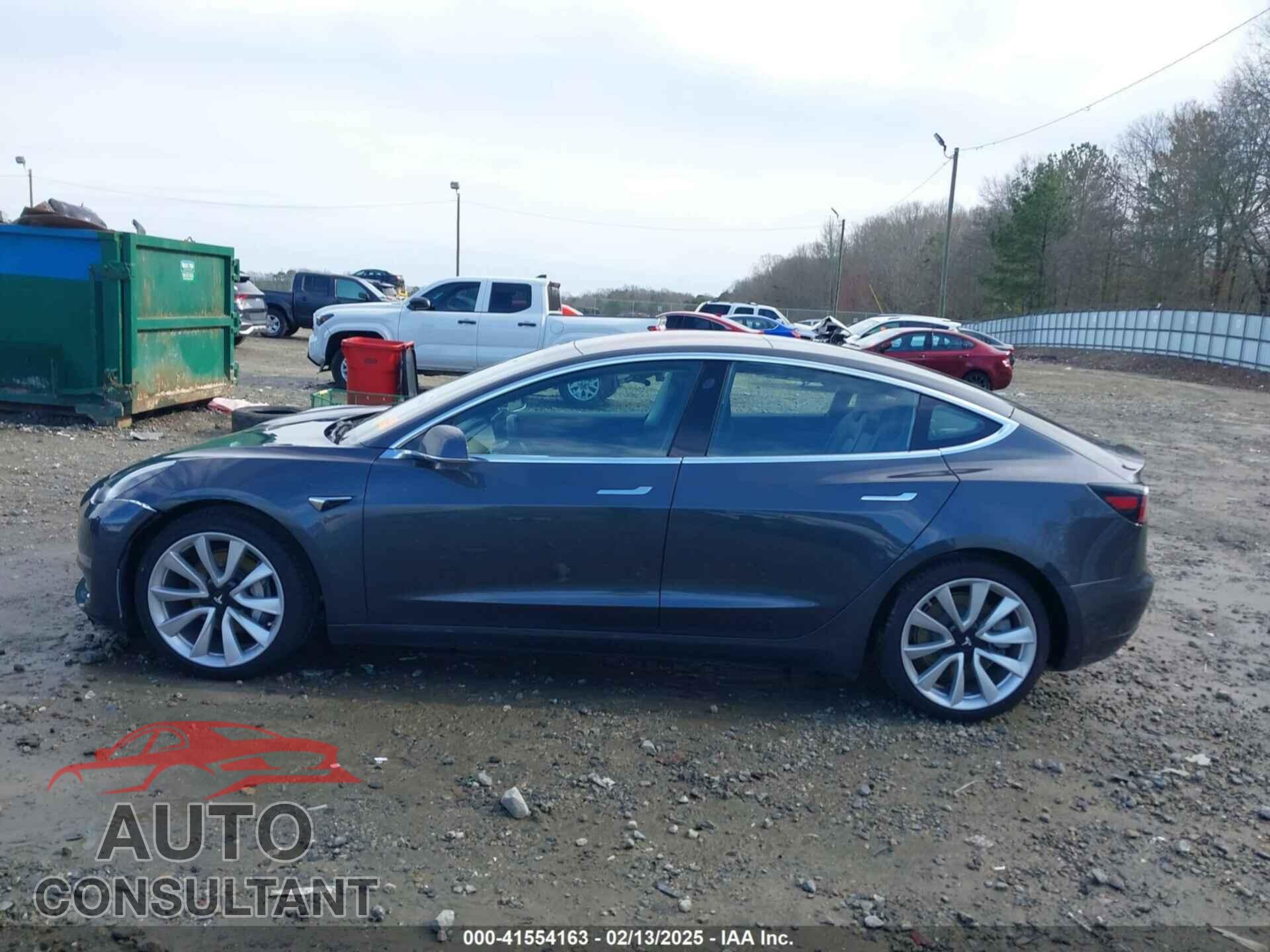 TESLA MODEL 3 2018 - 5YJ3E1EBXJF068727