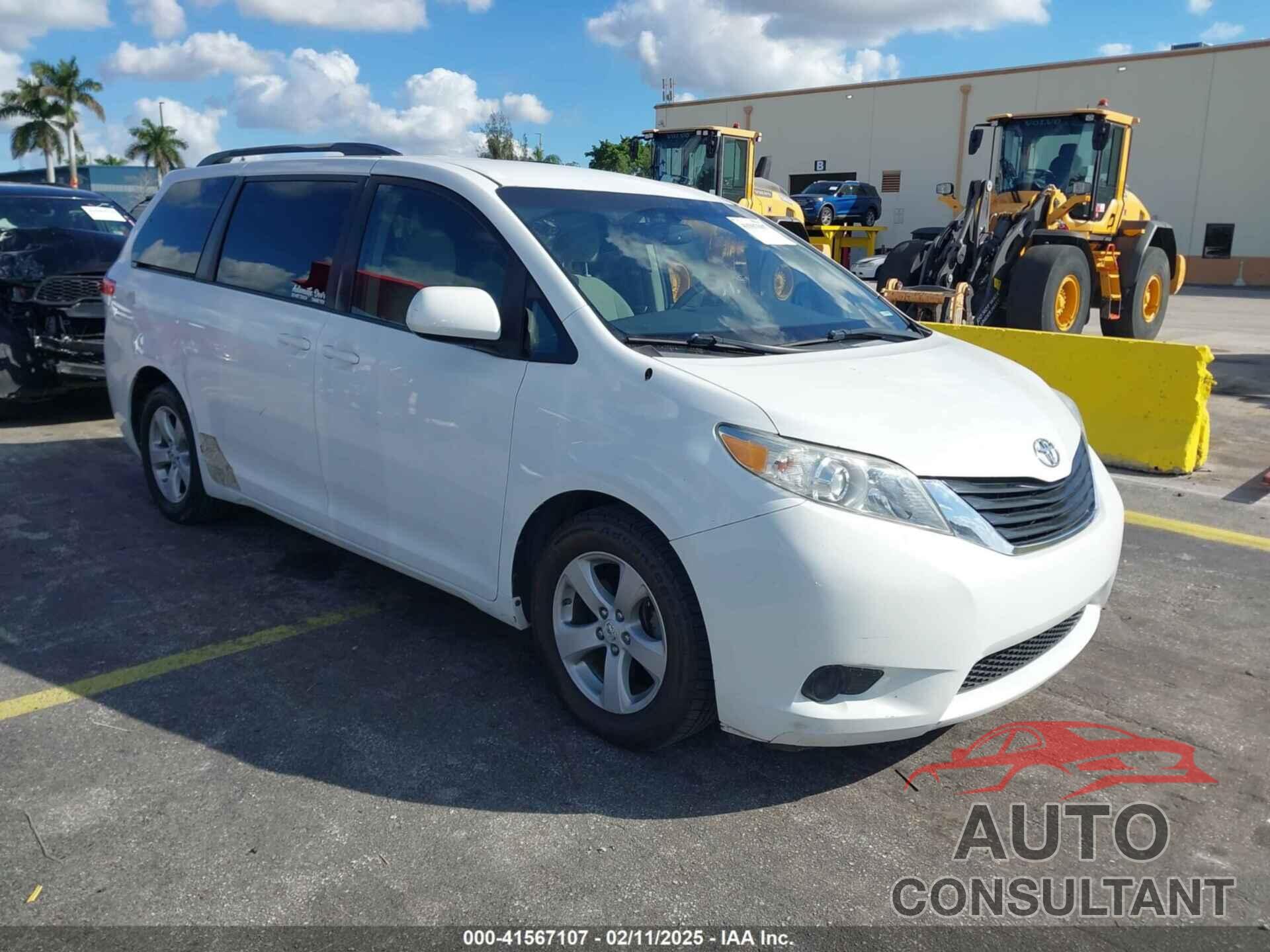 TOYOTA SIENNA 2013 - 5TDKK3DC6DS307992