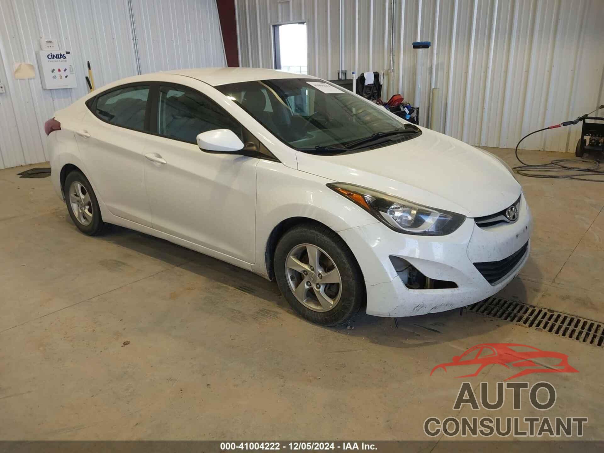 HYUNDAI ELANTRA 2015 - 5NPDH4AE7FH642027