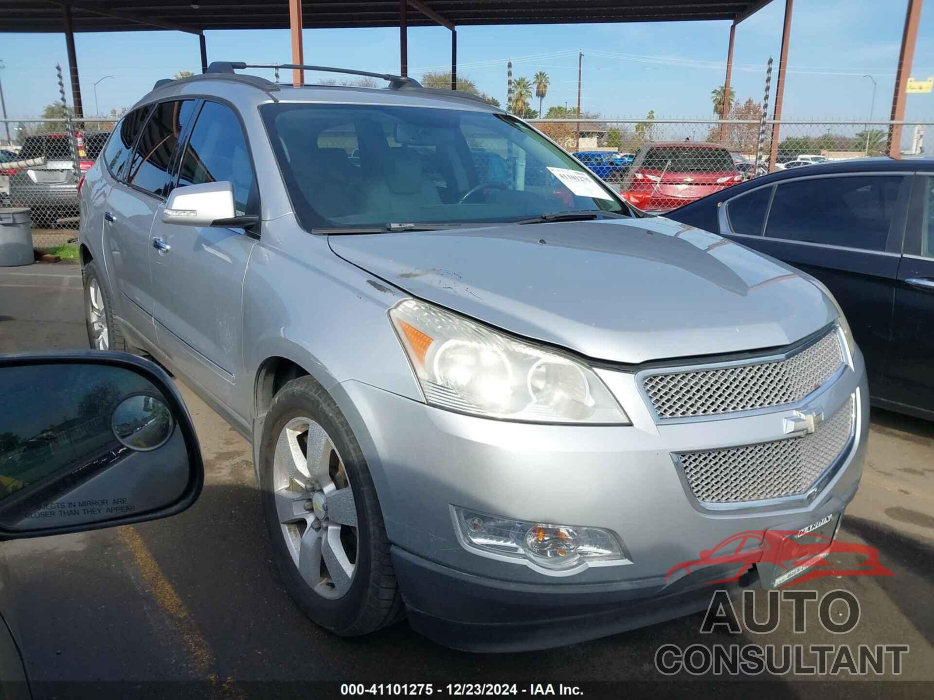 CHEVROLET TRAVERSE 2010 - 1GNLVHED8AJ248427