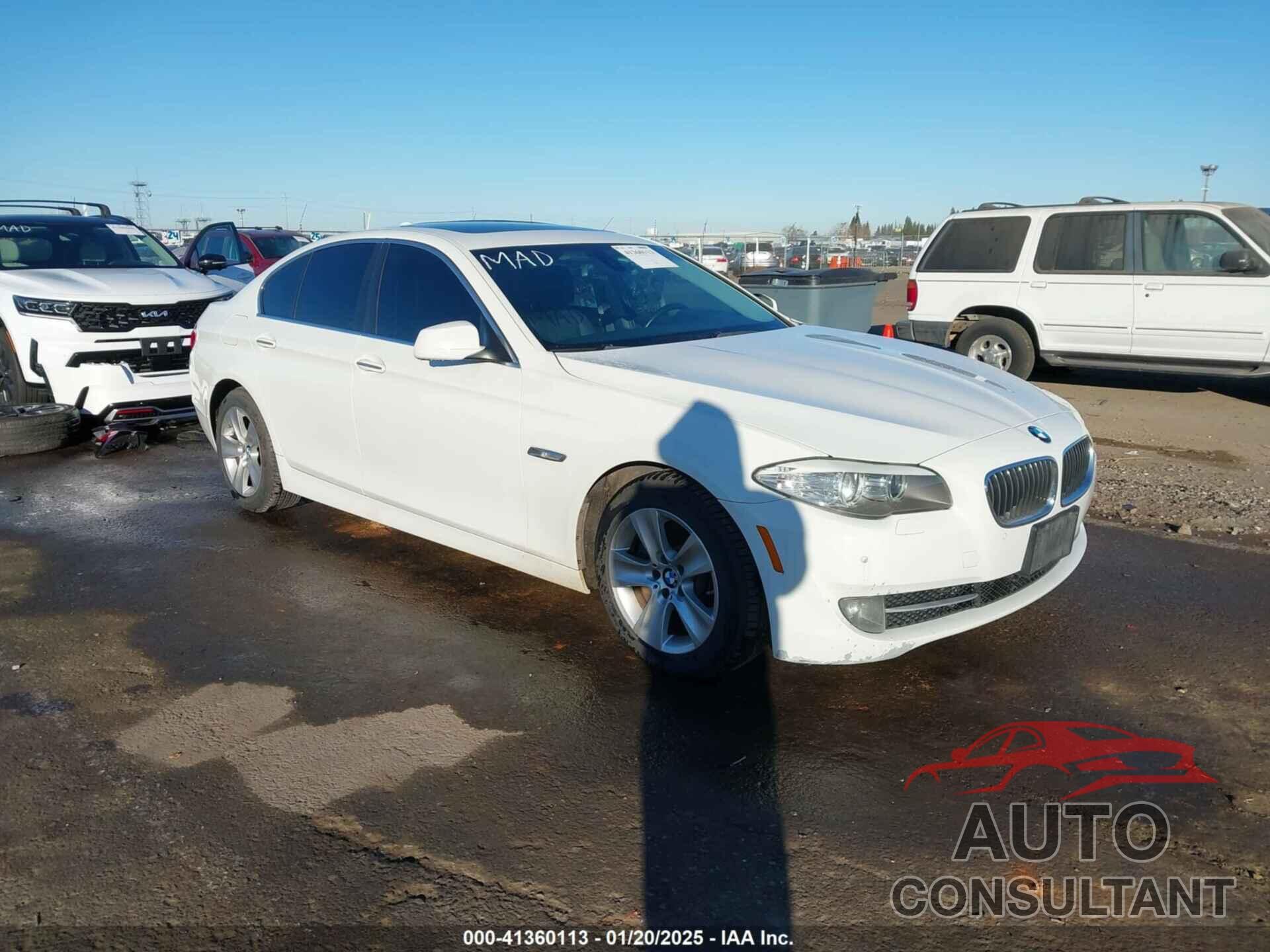 BMW 528I 2011 - WBAFR1C5XBC737511