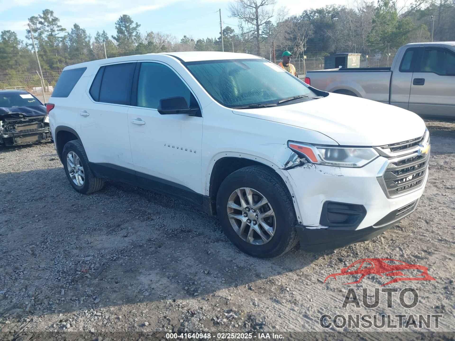 CHEVROLET TRAVERSE 2019 - 1GNERFKW6KJ241033