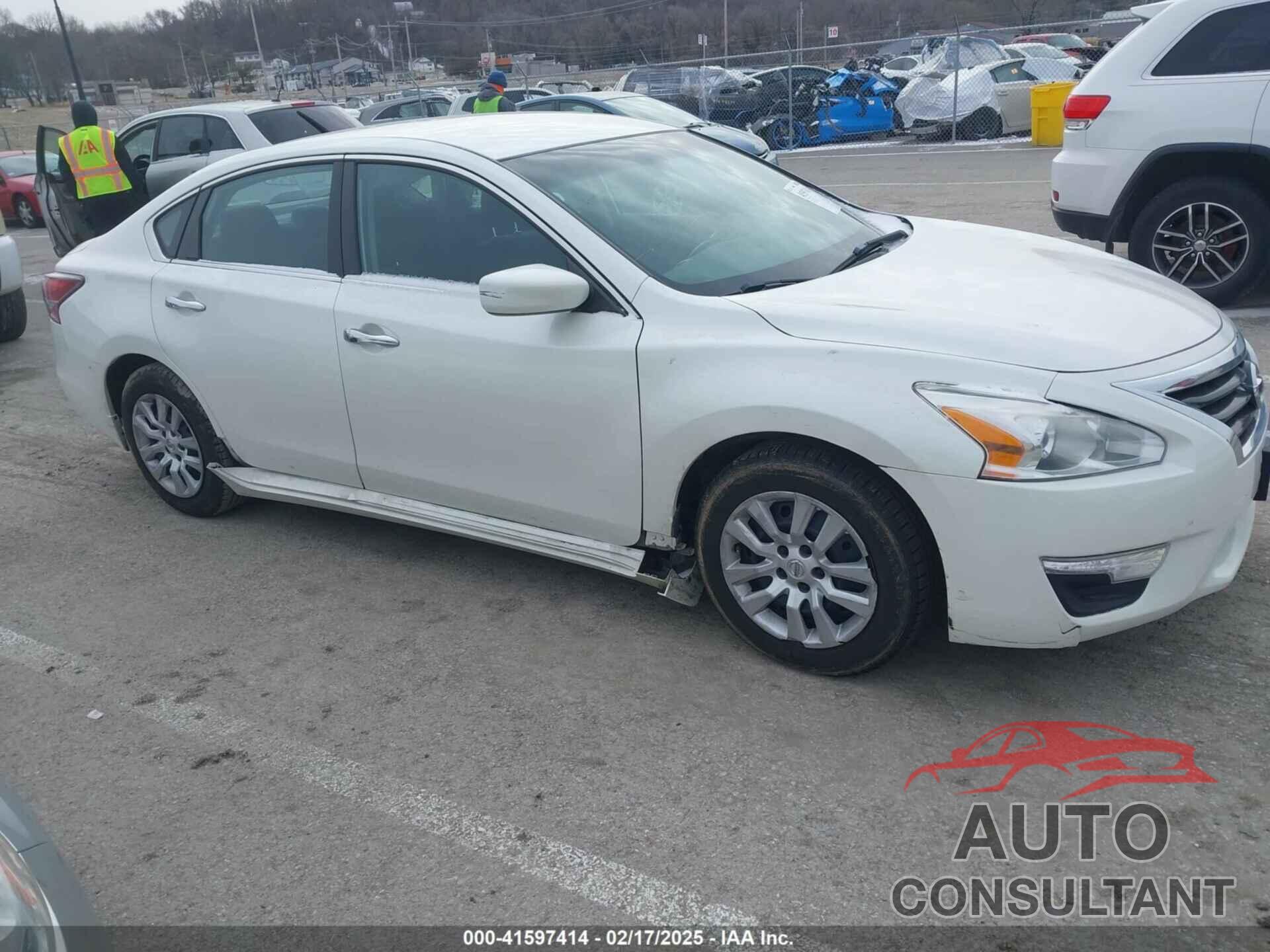 NISSAN ALTIMA 2015 - 1N4AL3AP0FC467280