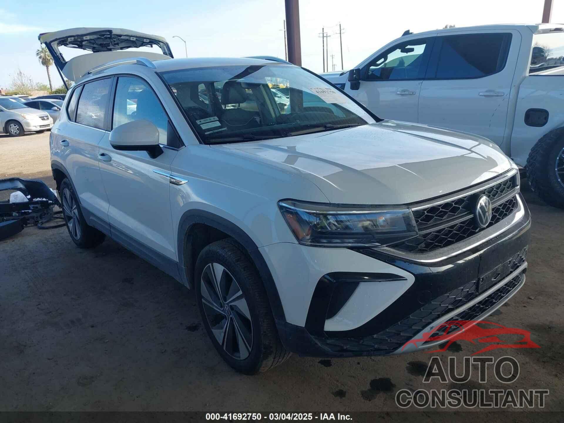 VOLKSWAGEN TAOS 2024 - 3VVUX7B28RM062424