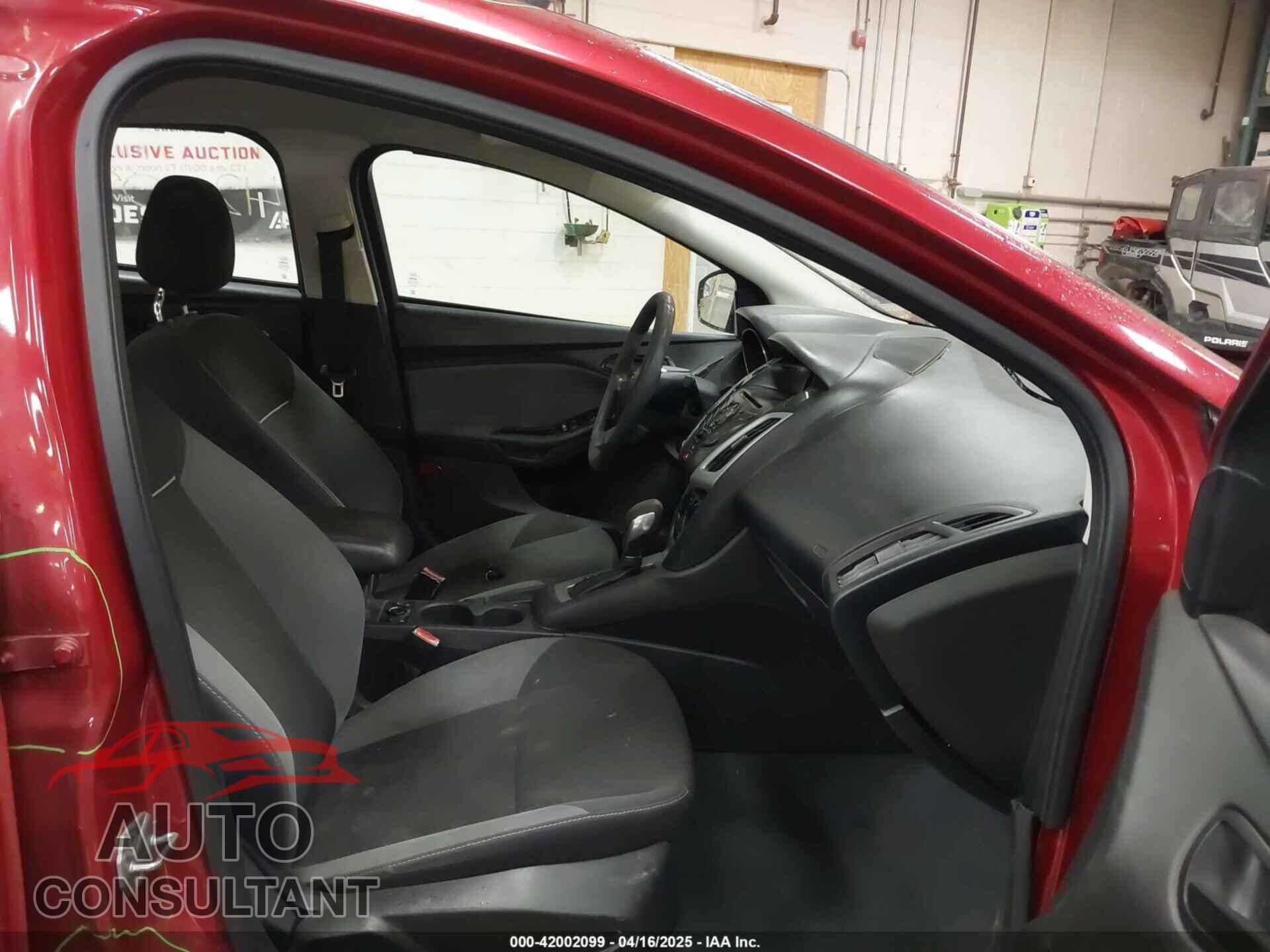 FORD FOCUS 2012 - 1FAHP3F24CL120272