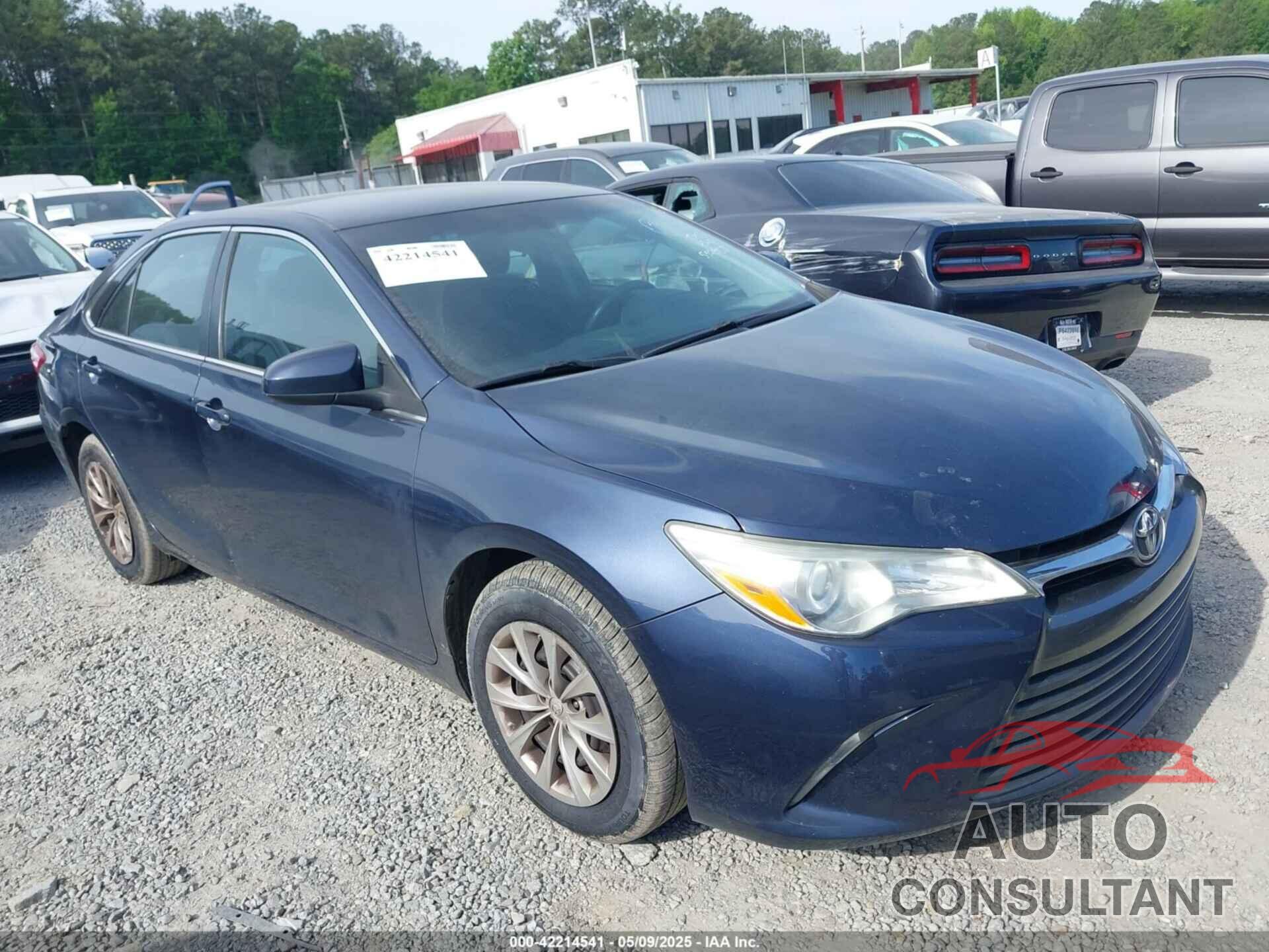 TOYOTA CAMRY 2016 - 4T4BF1FK5GR552958