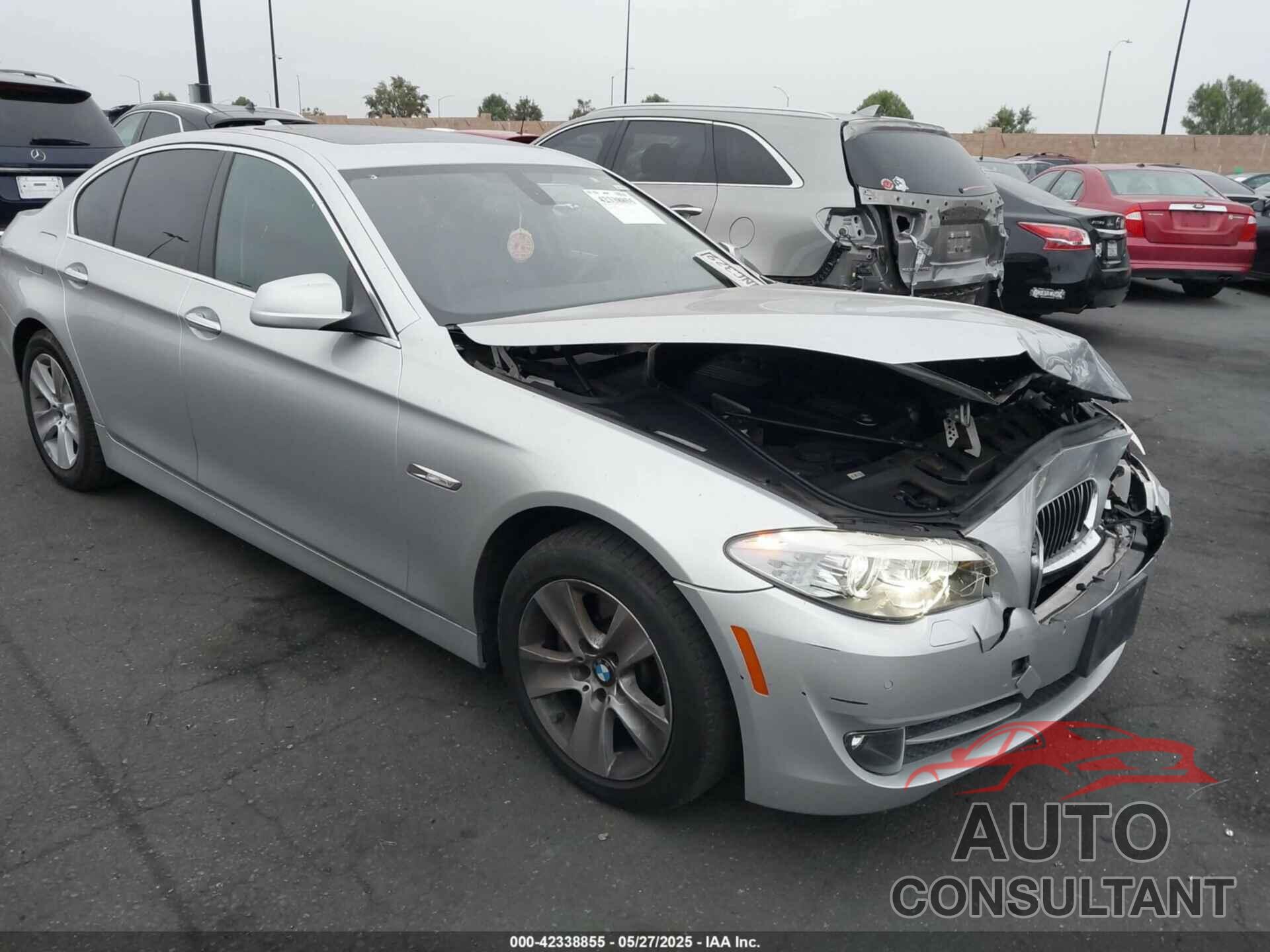 BMW 528I 2011 - WBAFR1C57BC746277