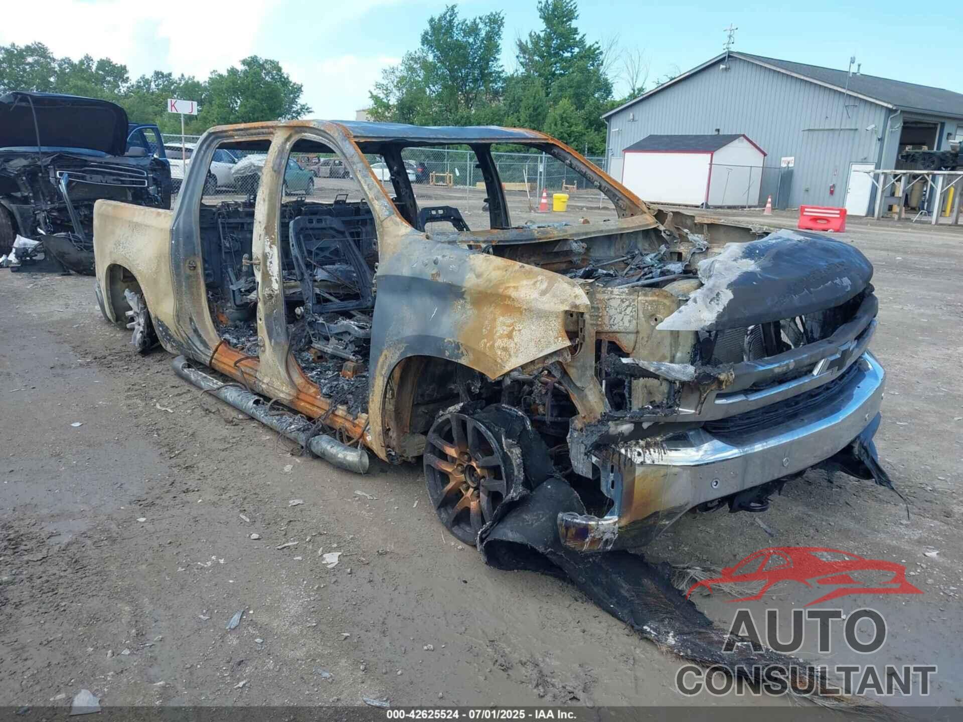 CHEVROLET SILVERADO 1500 2019 - 1GCUYDED7KZ111057