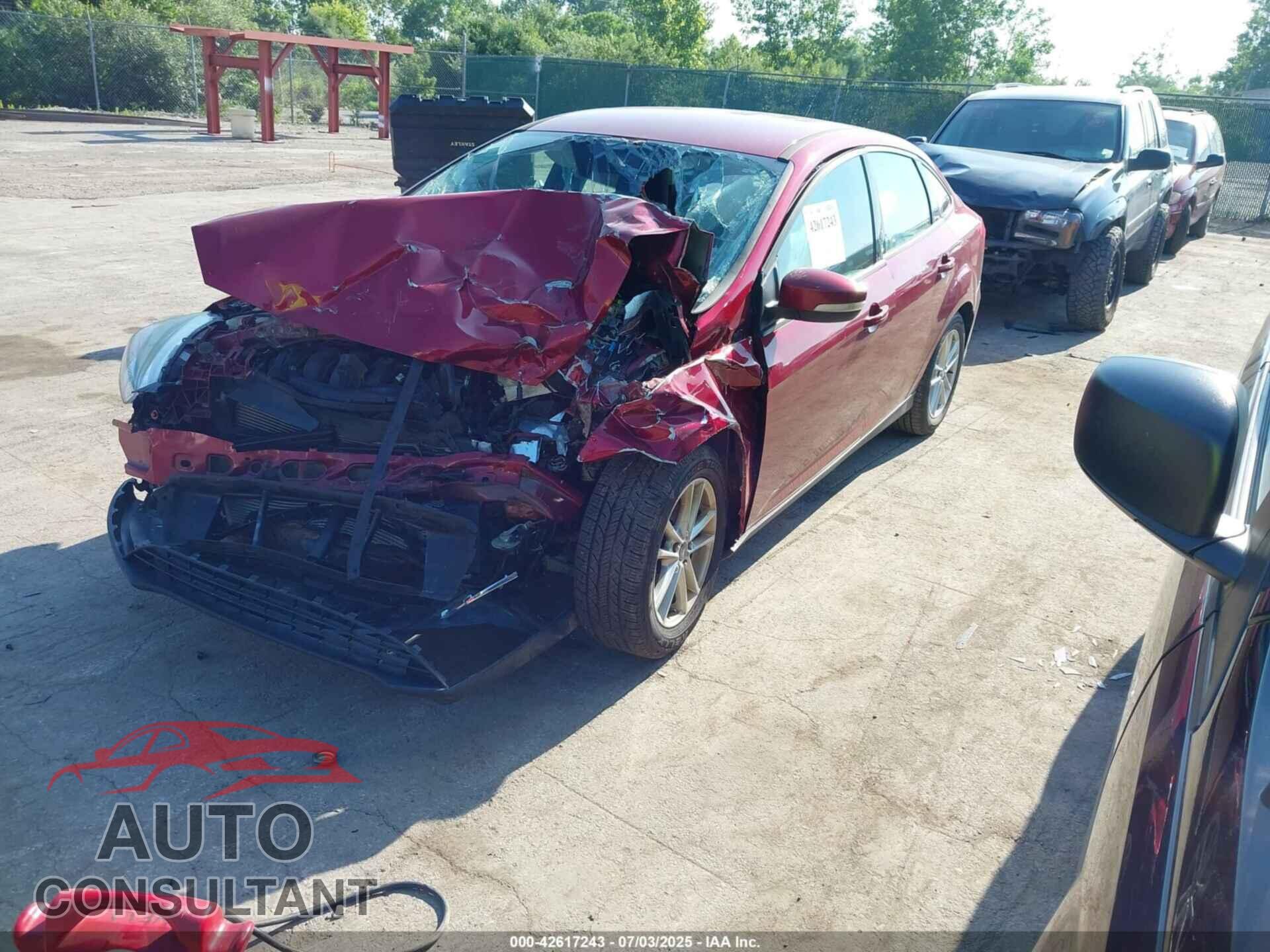FORD FOCUS 2015 - 1FADP3F23FL340120