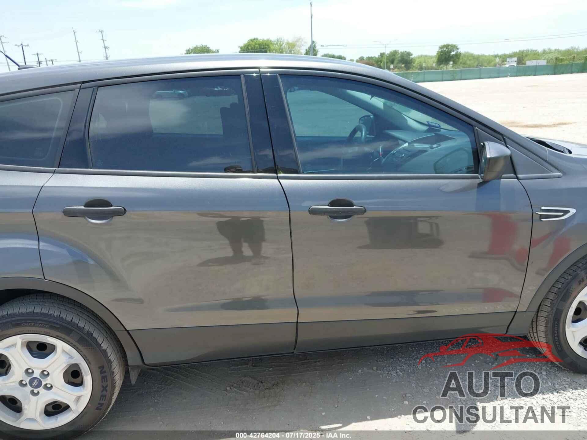 FORD ESCAPE 2018 - 1FMCU0F77JUC69933