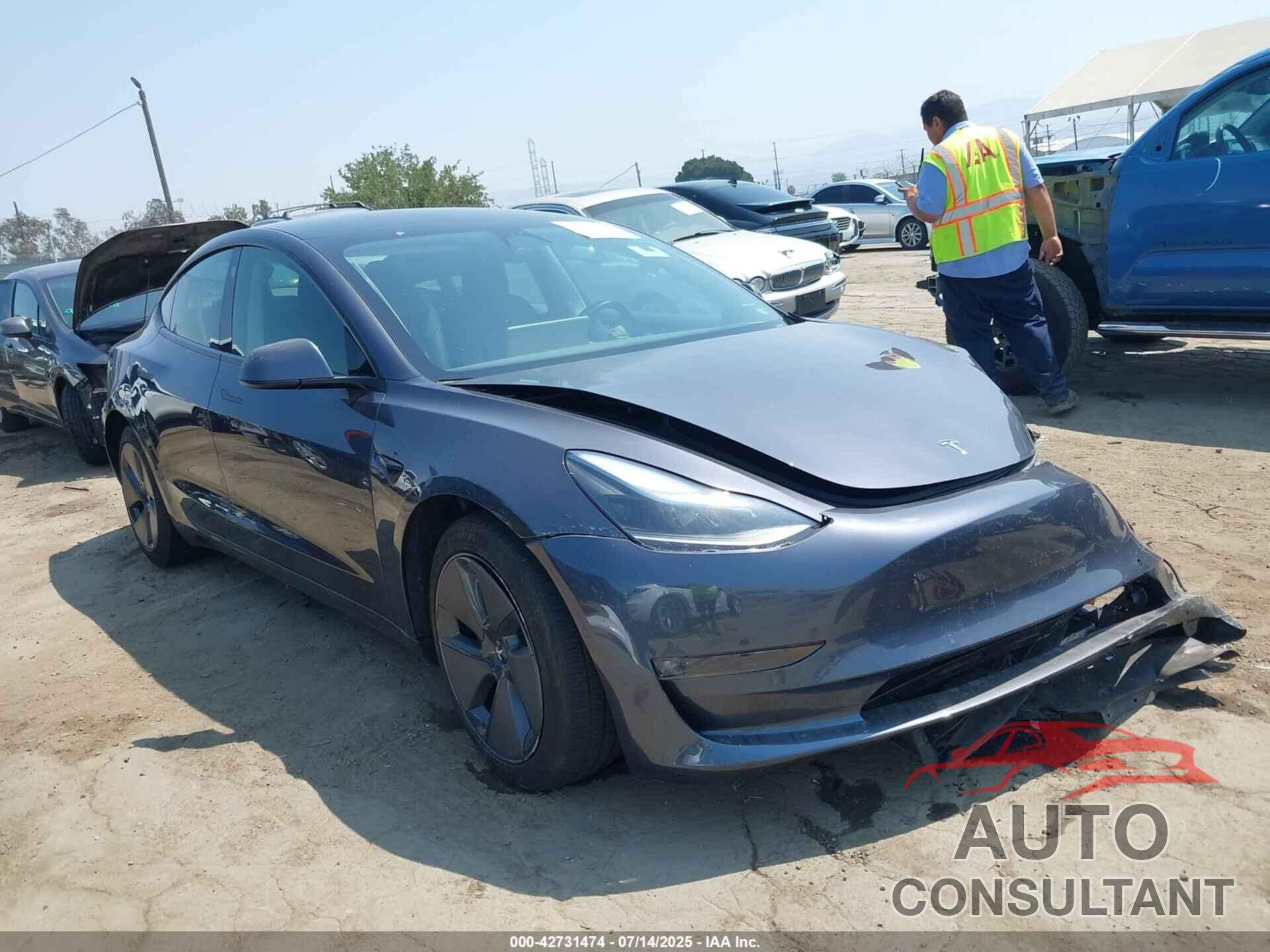 TESLA MODEL 3 2022 - 5YJ3E1EB2NF182369